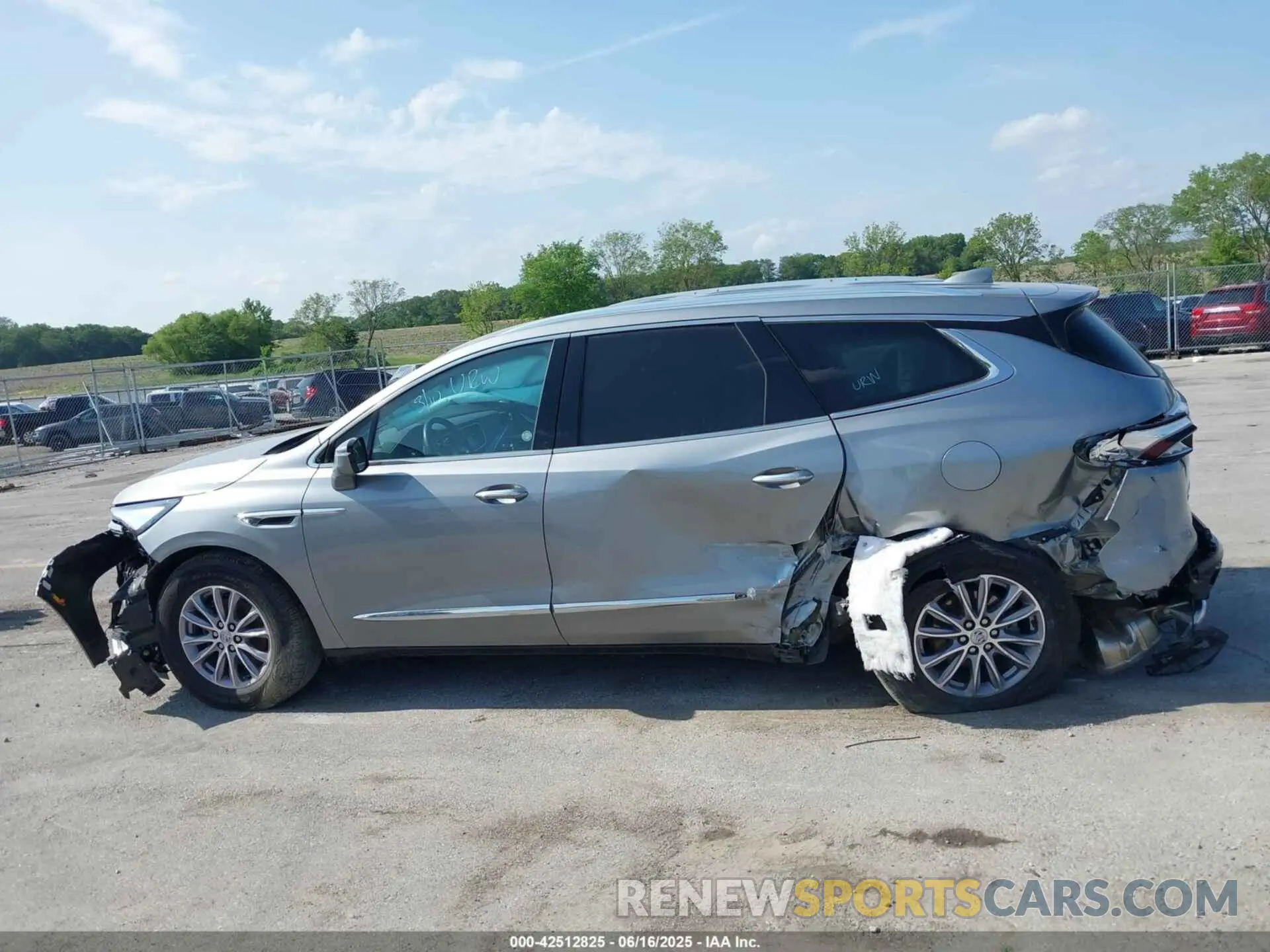 14 Photograph of a damaged car 5GAEVBKWXRJ125309 BUICK ENCLAVE 2024