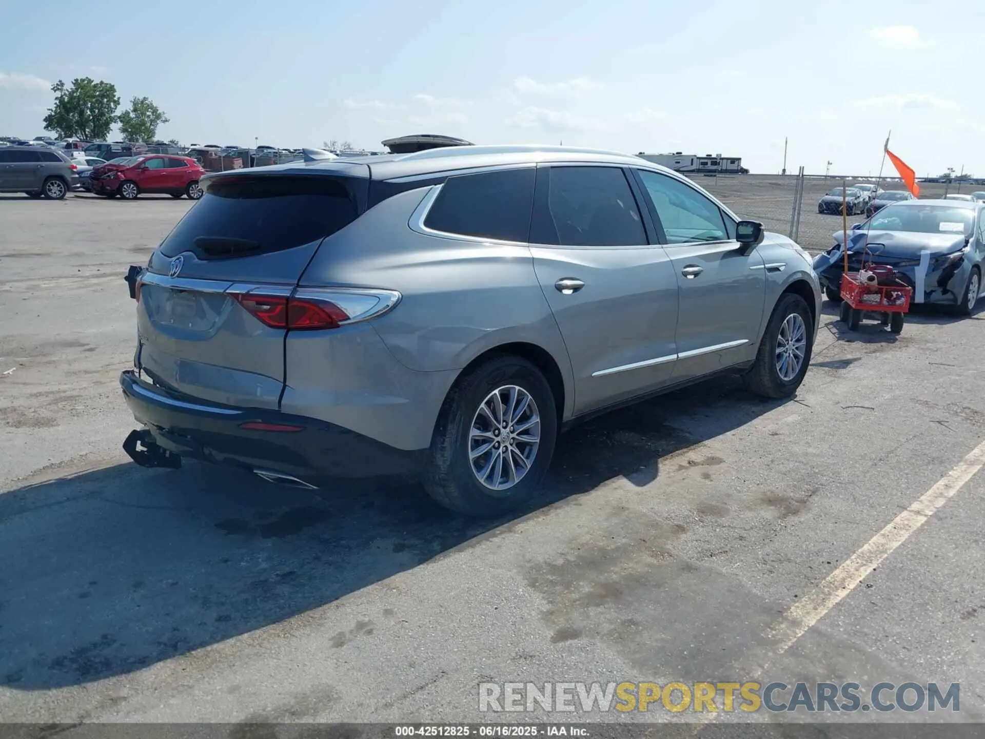 4 Photograph of a damaged car 5GAEVBKWXRJ125309 BUICK ENCLAVE 2024