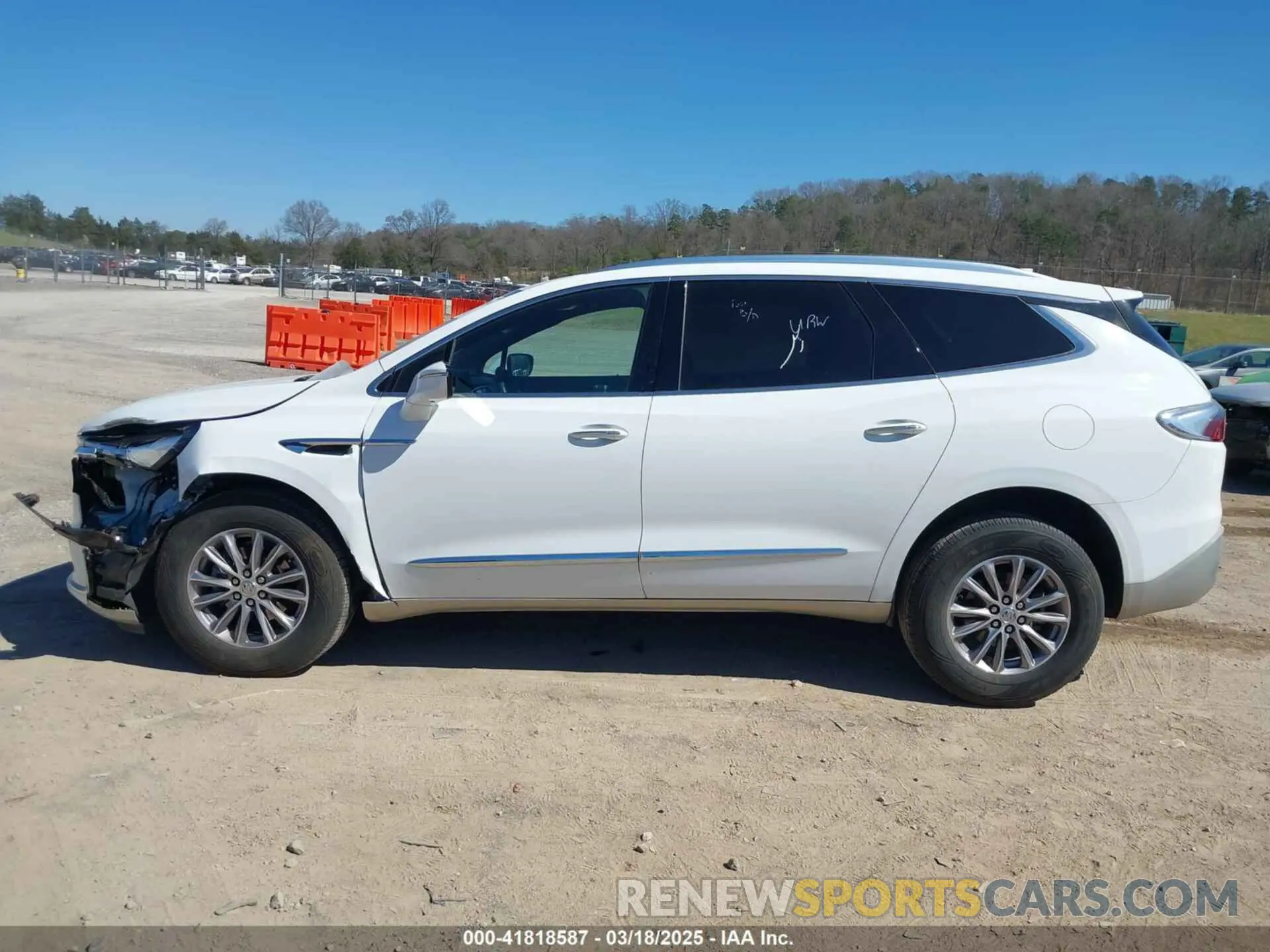 14 Photograph of a damaged car 5GAEVBKWXRJ131711 BUICK ENCLAVE 2024
