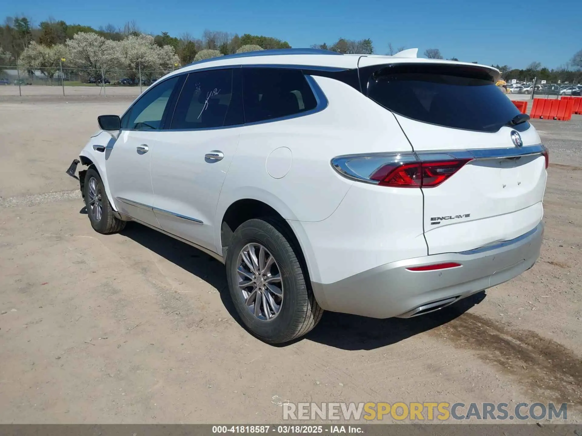 3 Photograph of a damaged car 5GAEVBKWXRJ131711 BUICK ENCLAVE 2024