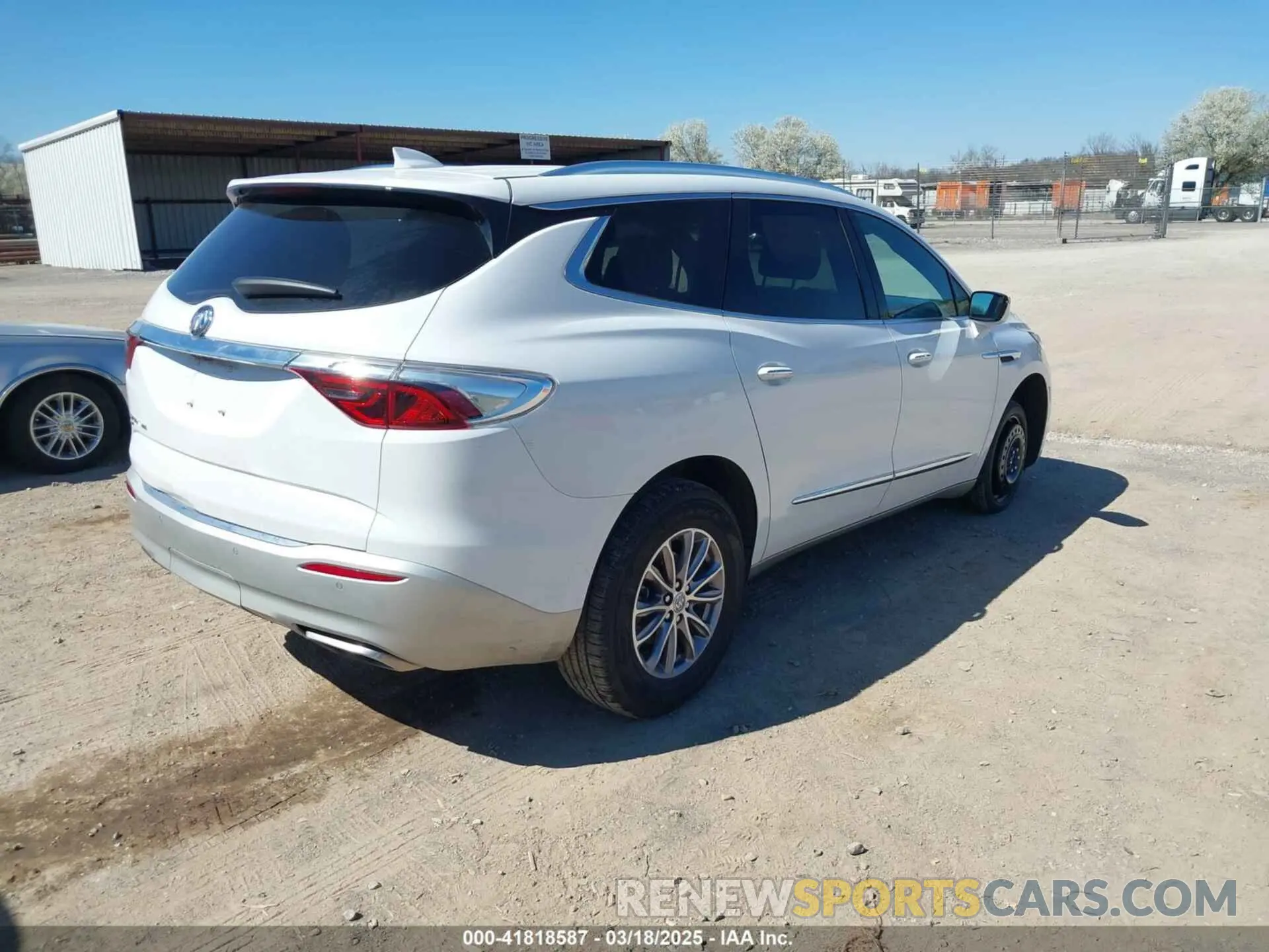 4 Photograph of a damaged car 5GAEVBKWXRJ131711 BUICK ENCLAVE 2024