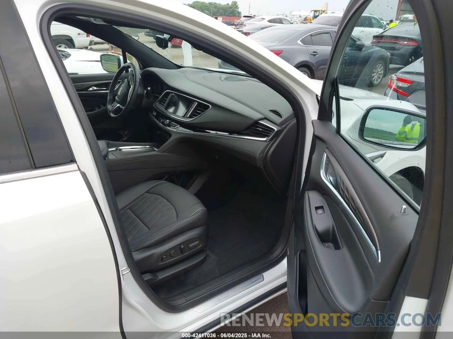 5 Photograph of a damaged car 5GAEVCKW4RJ108656 BUICK ENCLAVE 2024