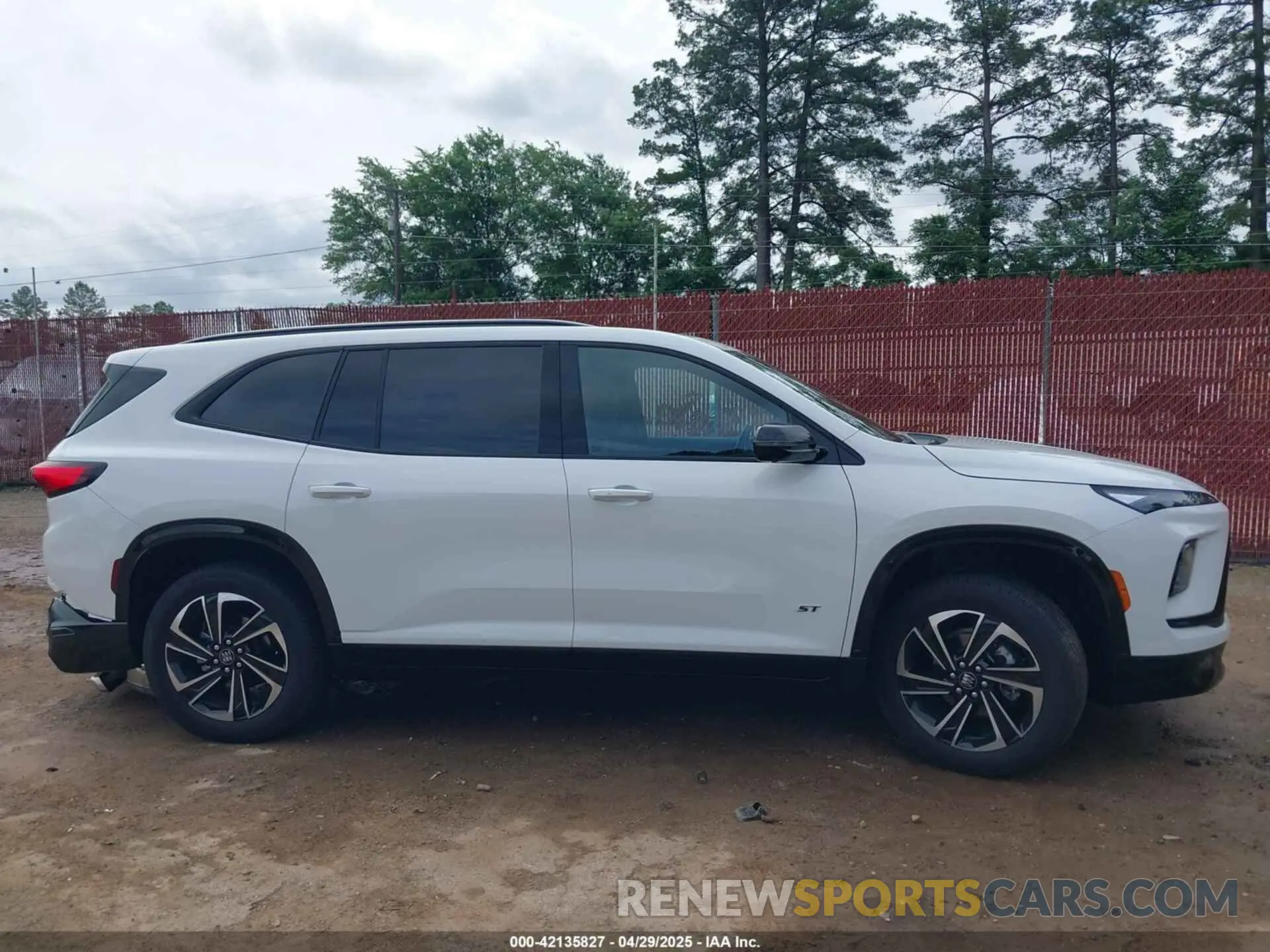 14 Photograph of a damaged car 5GAERBRS5SJ107538 BUICK ENCLAVE 2025
