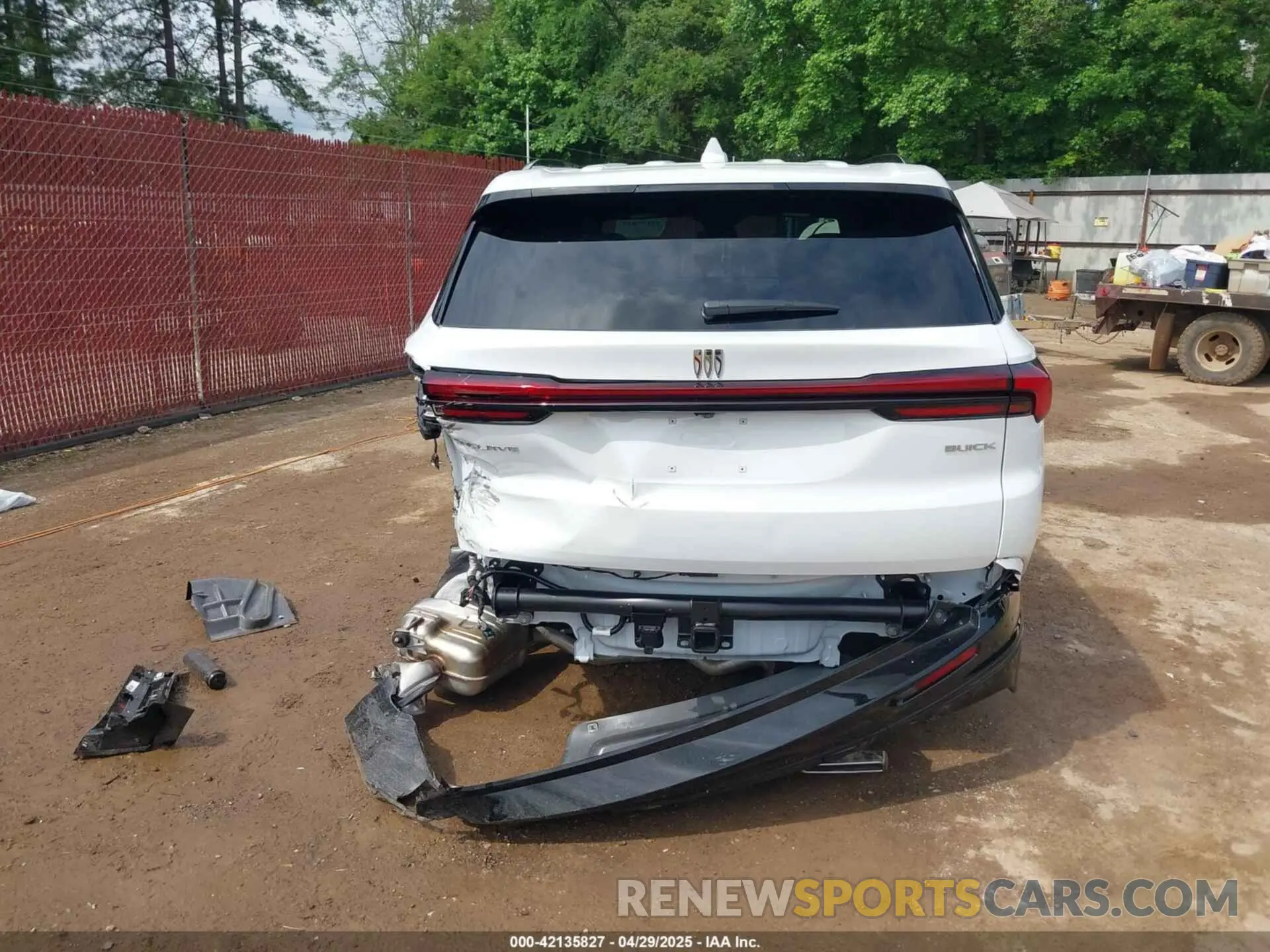 17 Photograph of a damaged car 5GAERBRS5SJ107538 BUICK ENCLAVE 2025