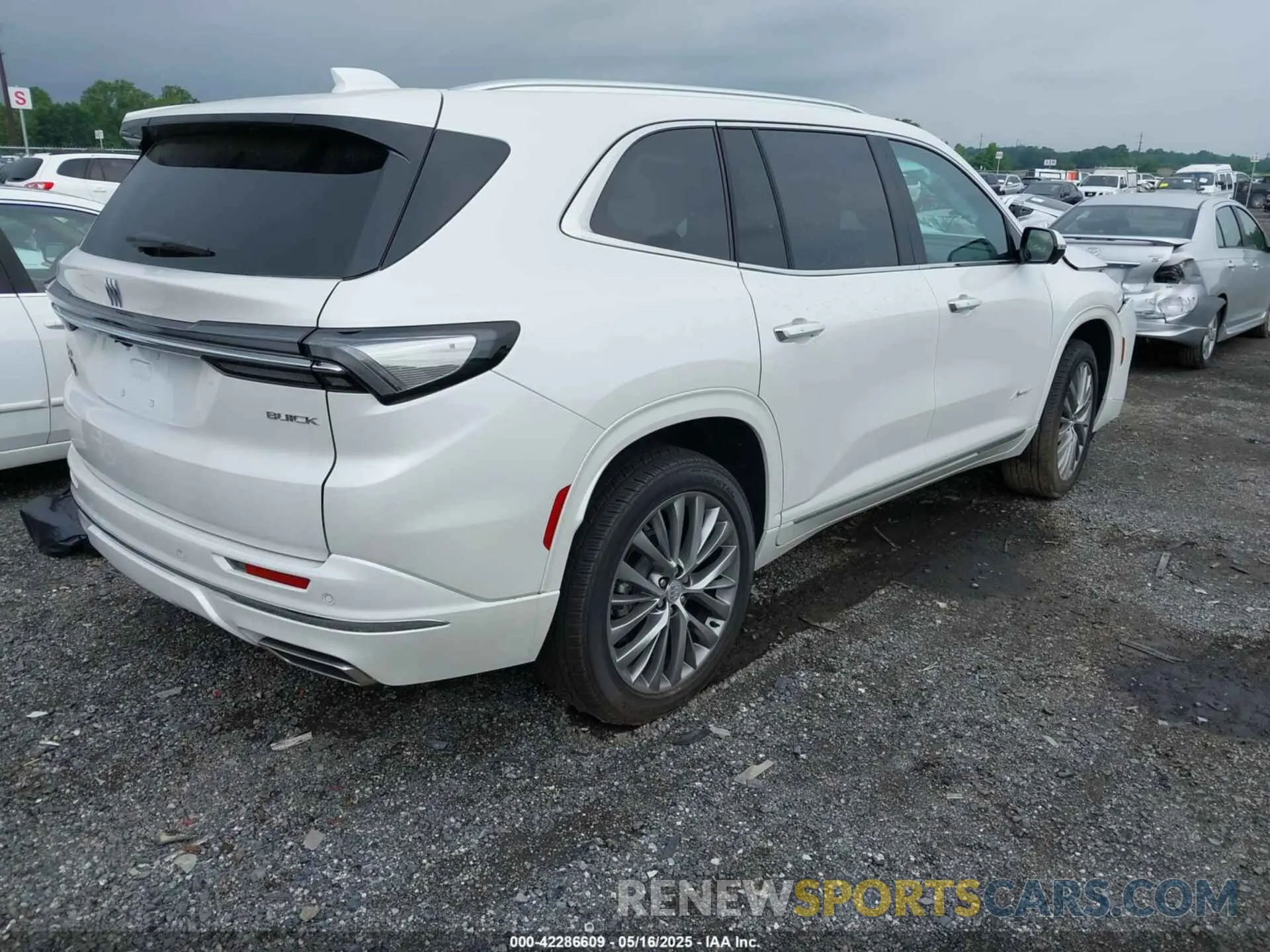 4 Photograph of a damaged car 5GAEVCRSXSJ110405 BUICK ENCLAVE 2025
