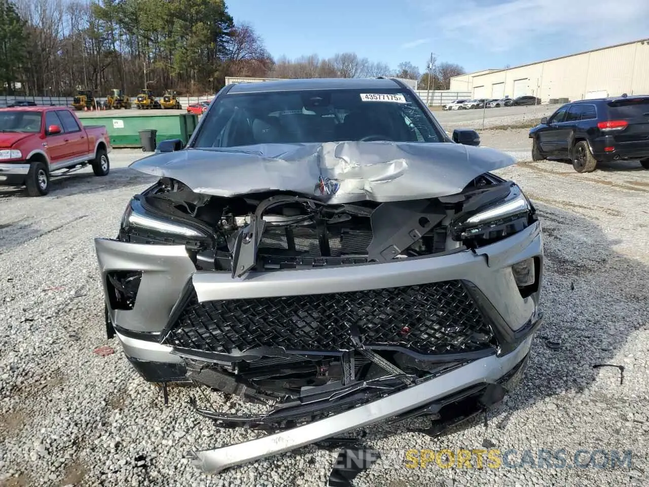 5 Photograph of a damaged car 5GAERBRS0SJ109410 BUICK ENCLAVE SP 2025