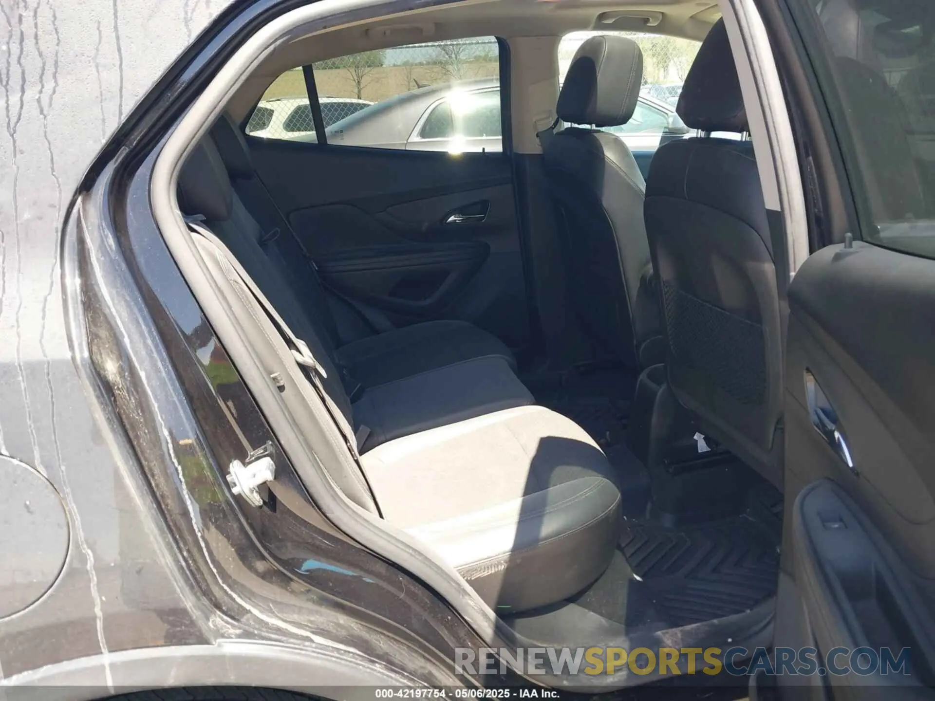8 Photograph of a damaged car KL4CJ2SB4KB838232 BUICK ENCORE 2019