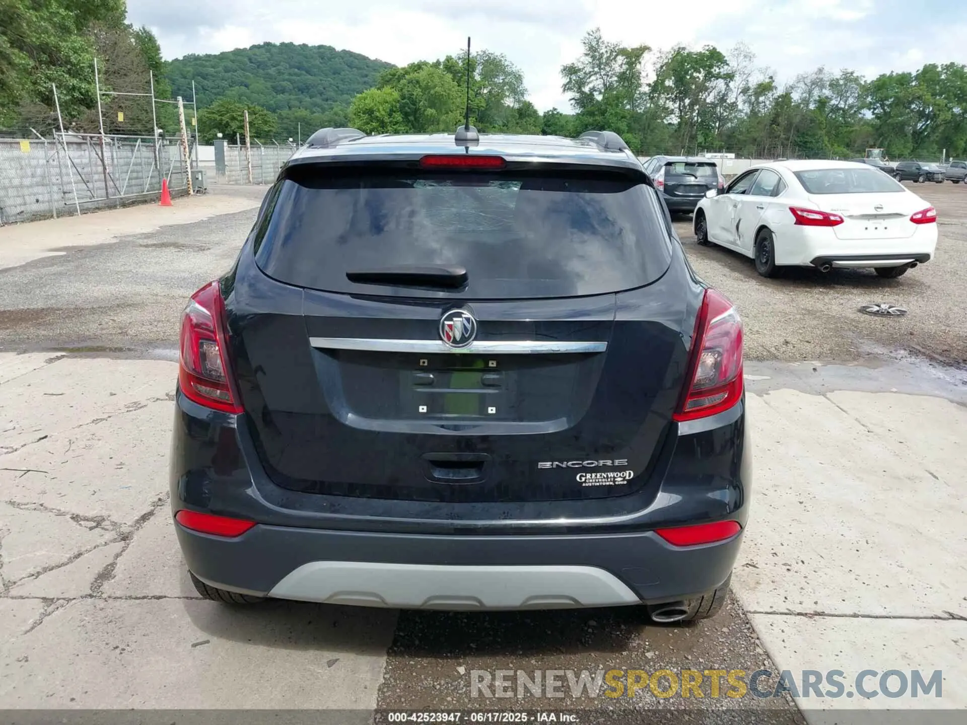 17 Photograph of a damaged car KL4CJASB1KB824525 BUICK ENCORE 2019