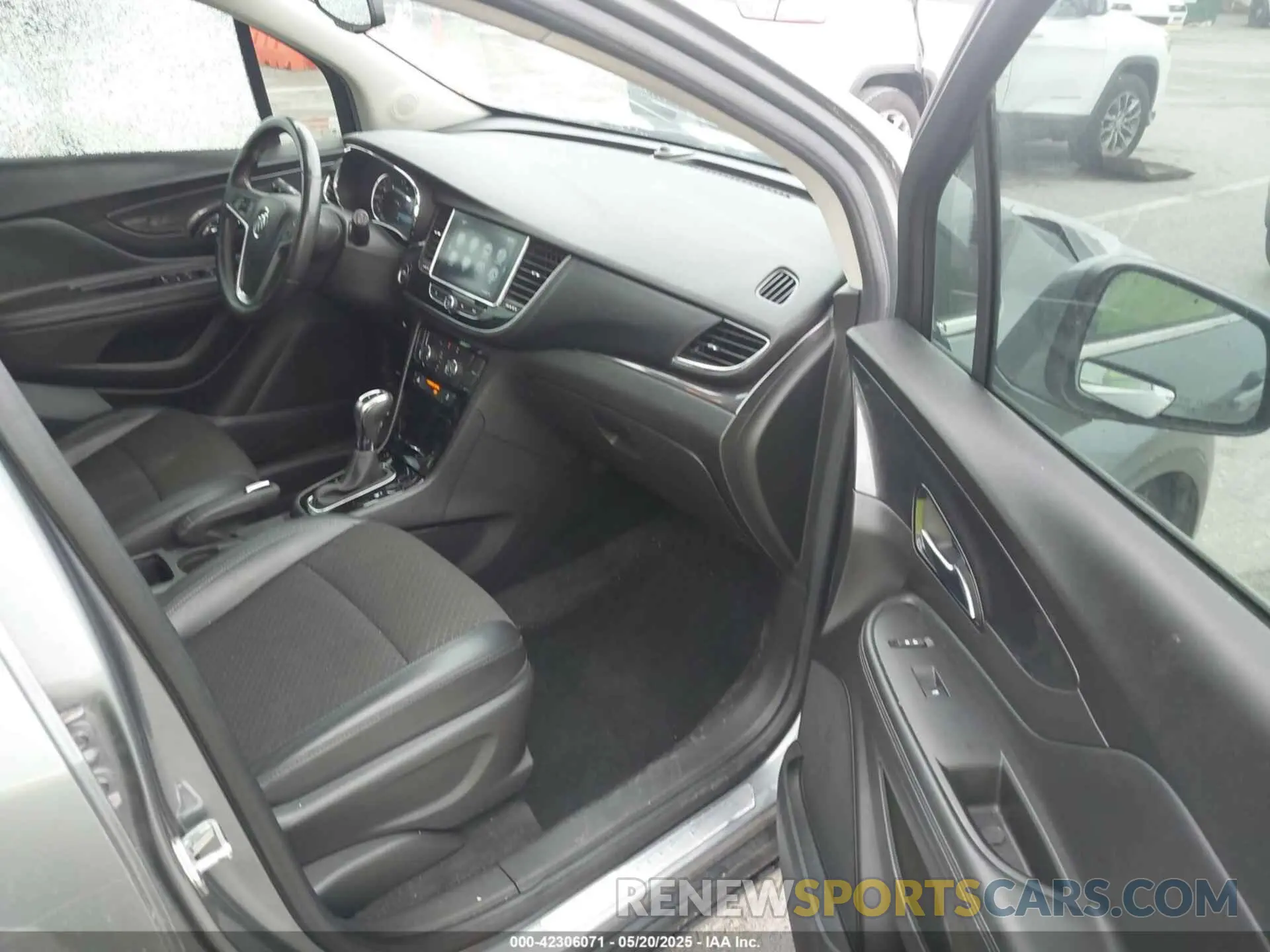 5 Photograph of a damaged car KL4CJASB1KB866886 BUICK ENCORE 2019