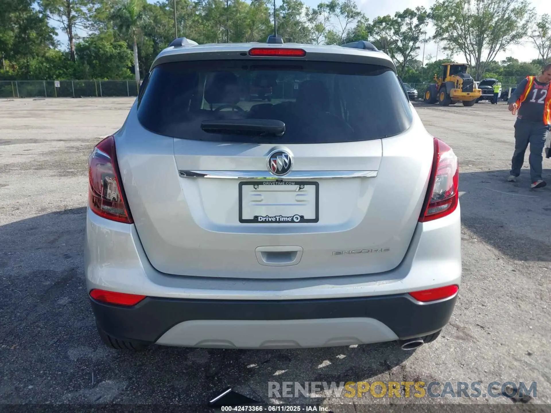 17 Photograph of a damaged car KL4CJASB2KB712610 BUICK ENCORE 2019