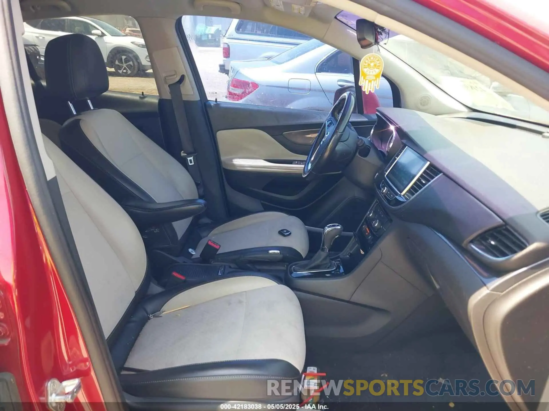 5 Photograph of a damaged car KL4CJASB3KB772010 BUICK ENCORE 2019