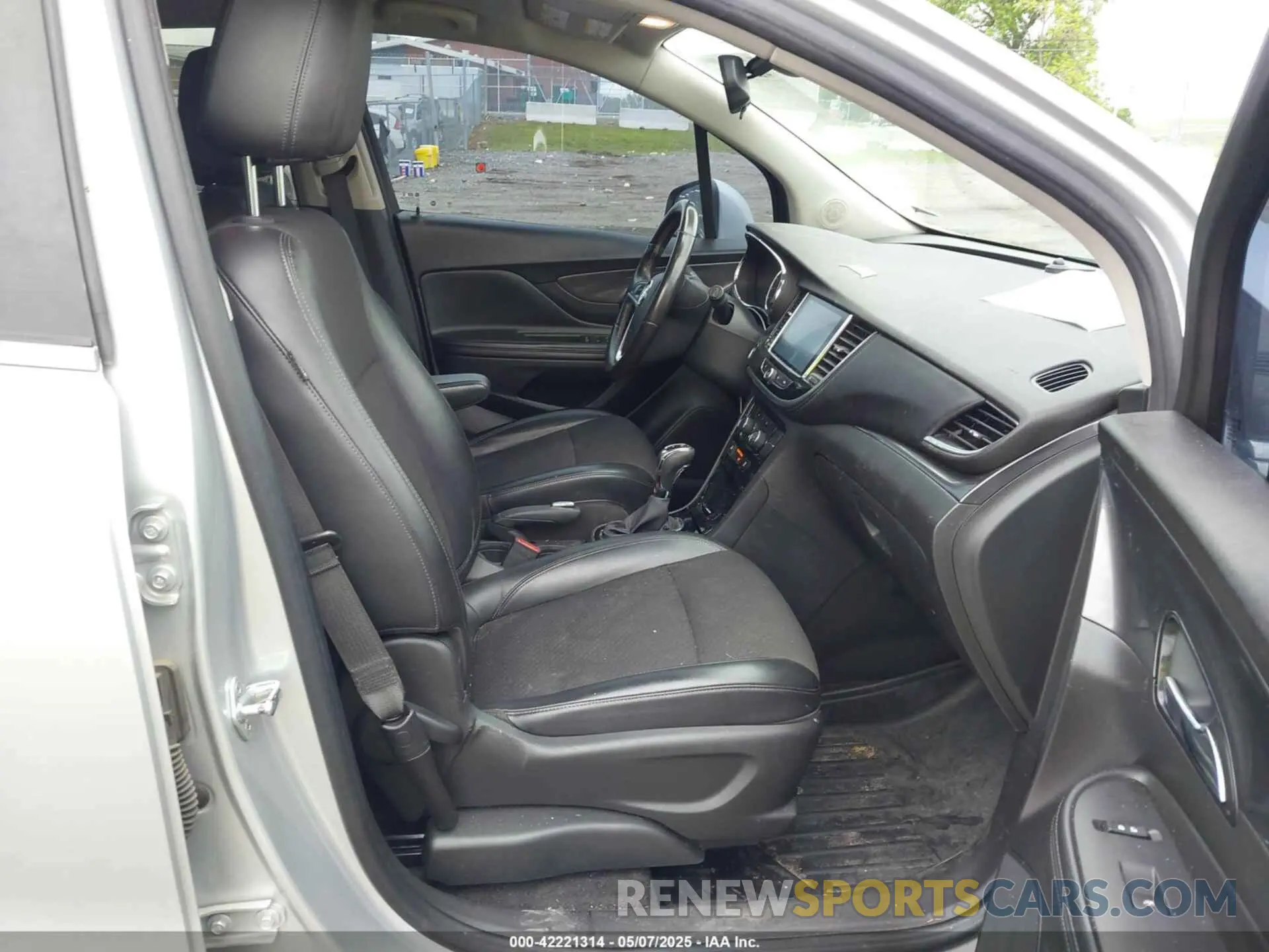 5 Photograph of a damaged car KL4CJASB3KB801862 BUICK ENCORE 2019