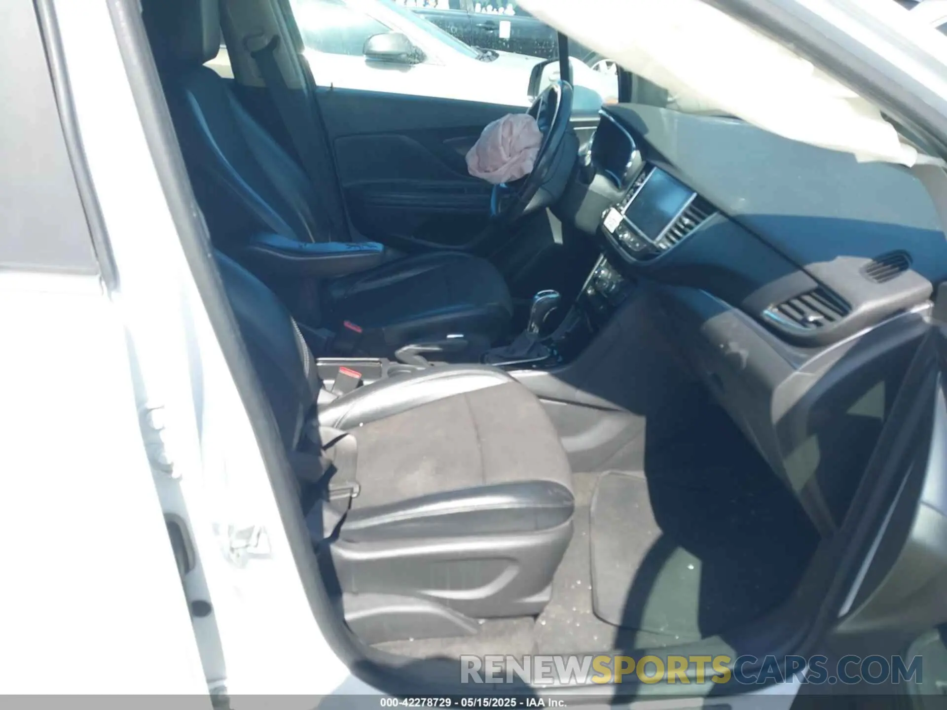 5 Photograph of a damaged car KL4CJASB4KB825233 BUICK ENCORE 2019