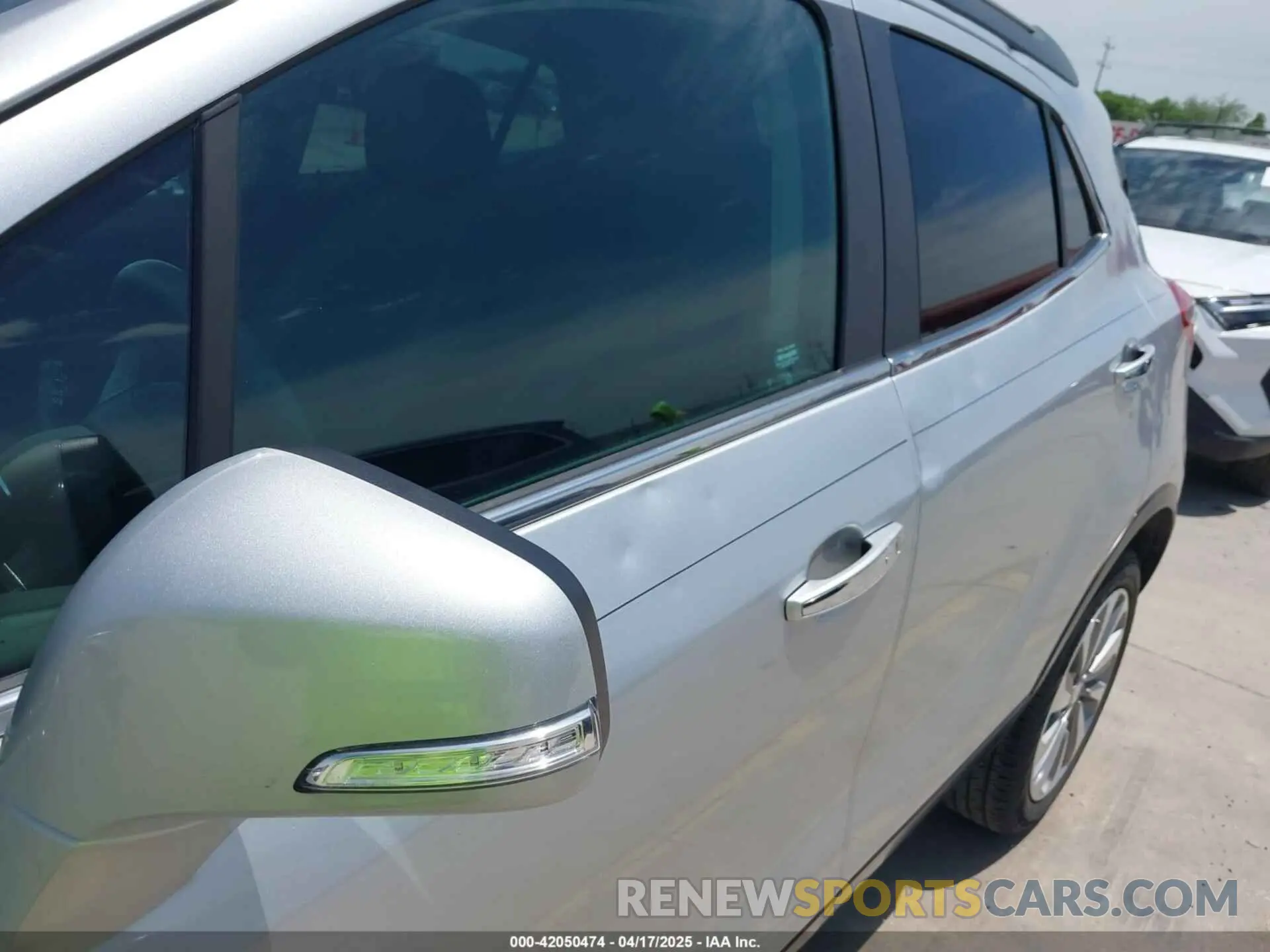 18 Photograph of a damaged car KL4CJASB4KB923484 BUICK ENCORE 2019