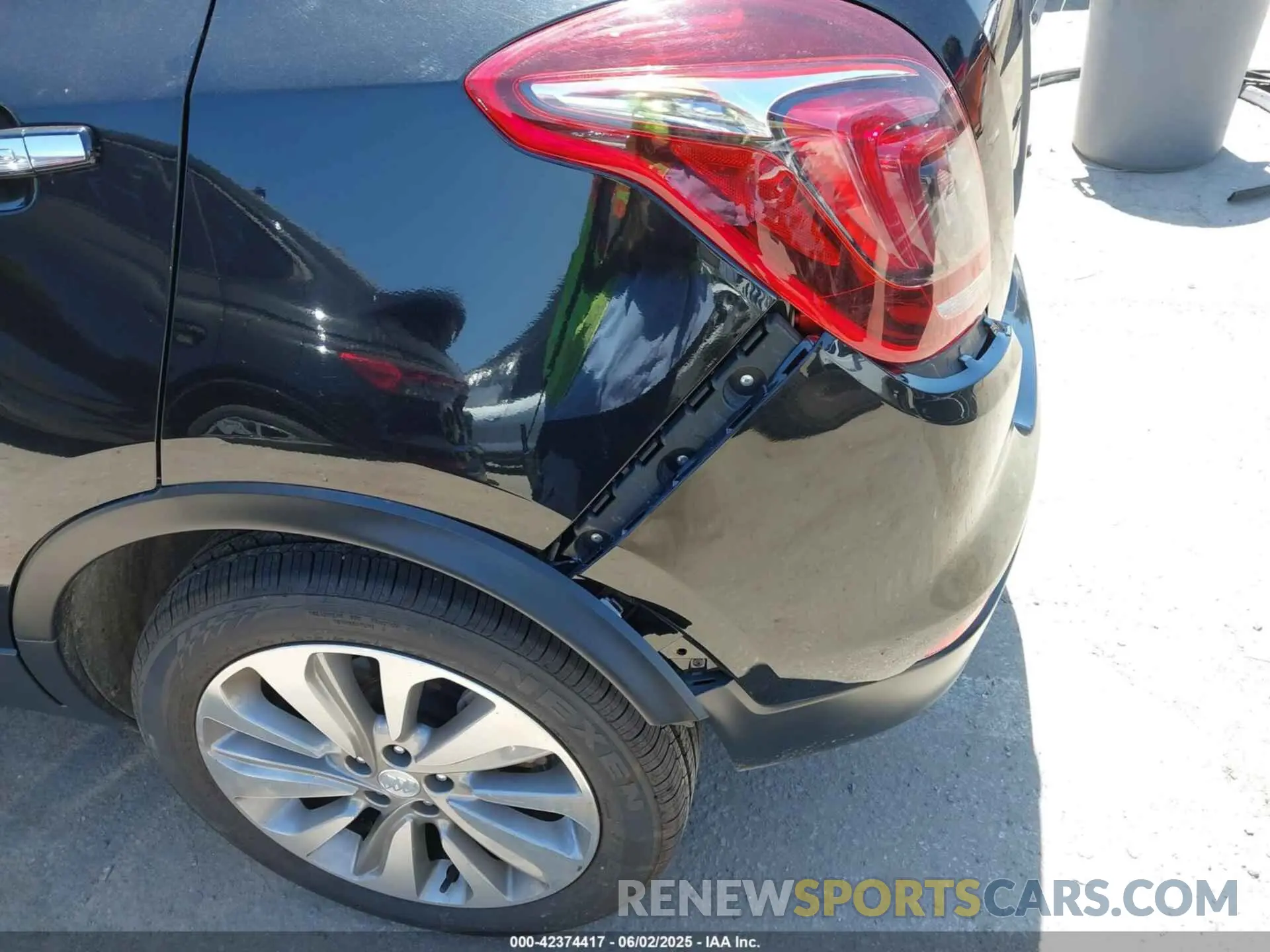 19 Photograph of a damaged car KL4CJASB4KB927163 BUICK ENCORE 2019