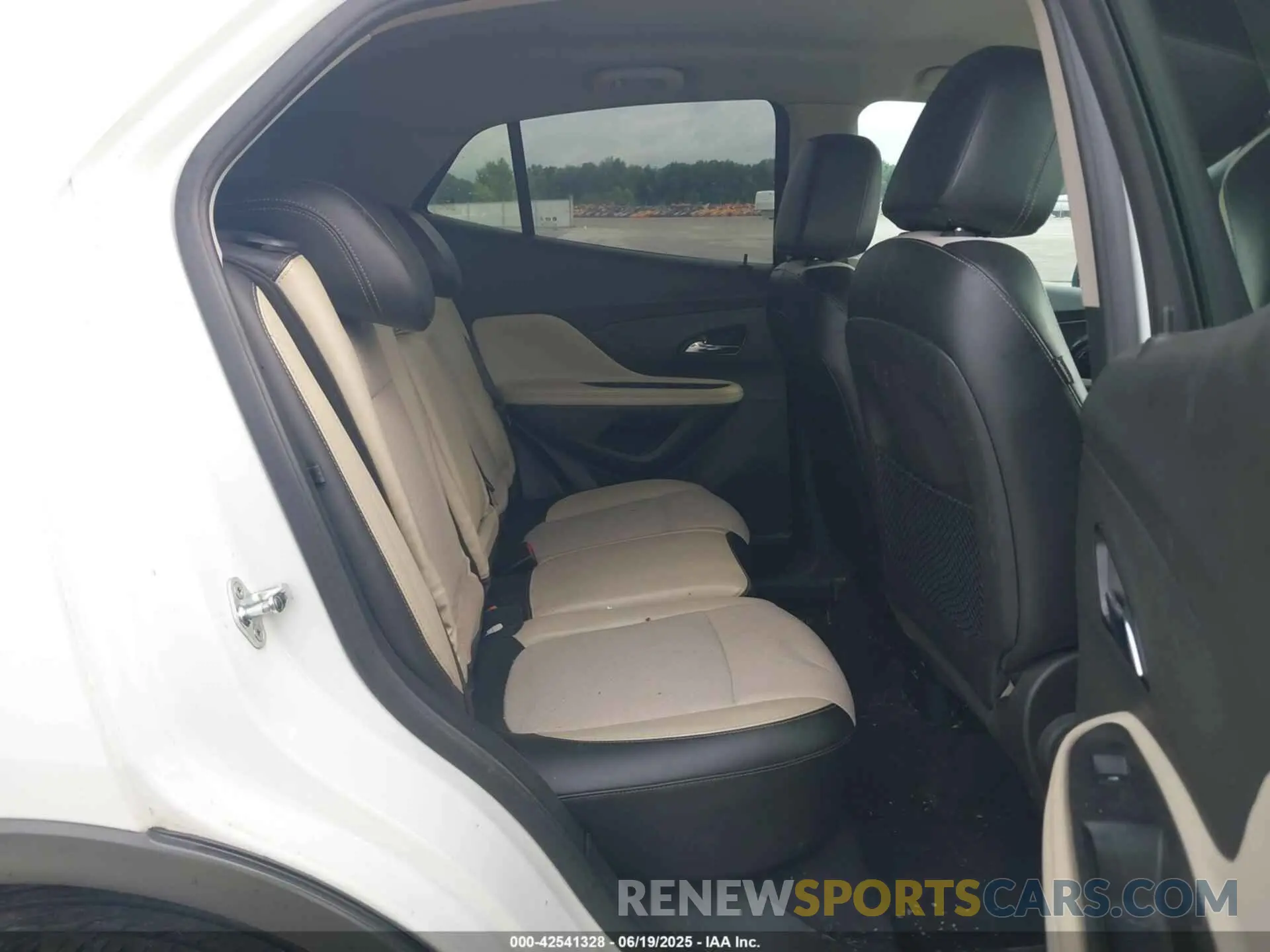 8 Photograph of a damaged car KL4CJASB5KB764412 BUICK ENCORE 2019