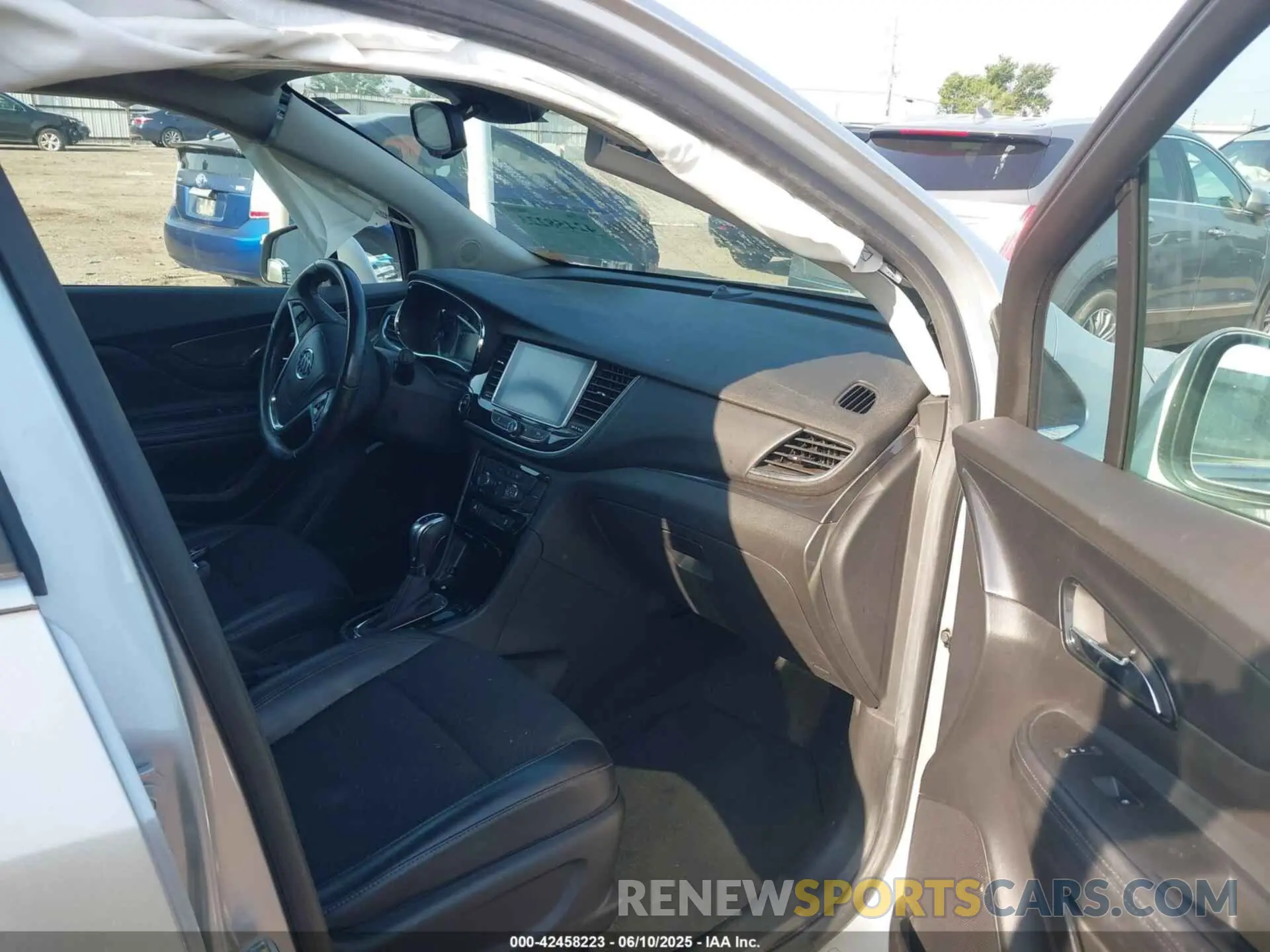 5 Photograph of a damaged car KL4CJASB6KB774625 BUICK ENCORE 2019