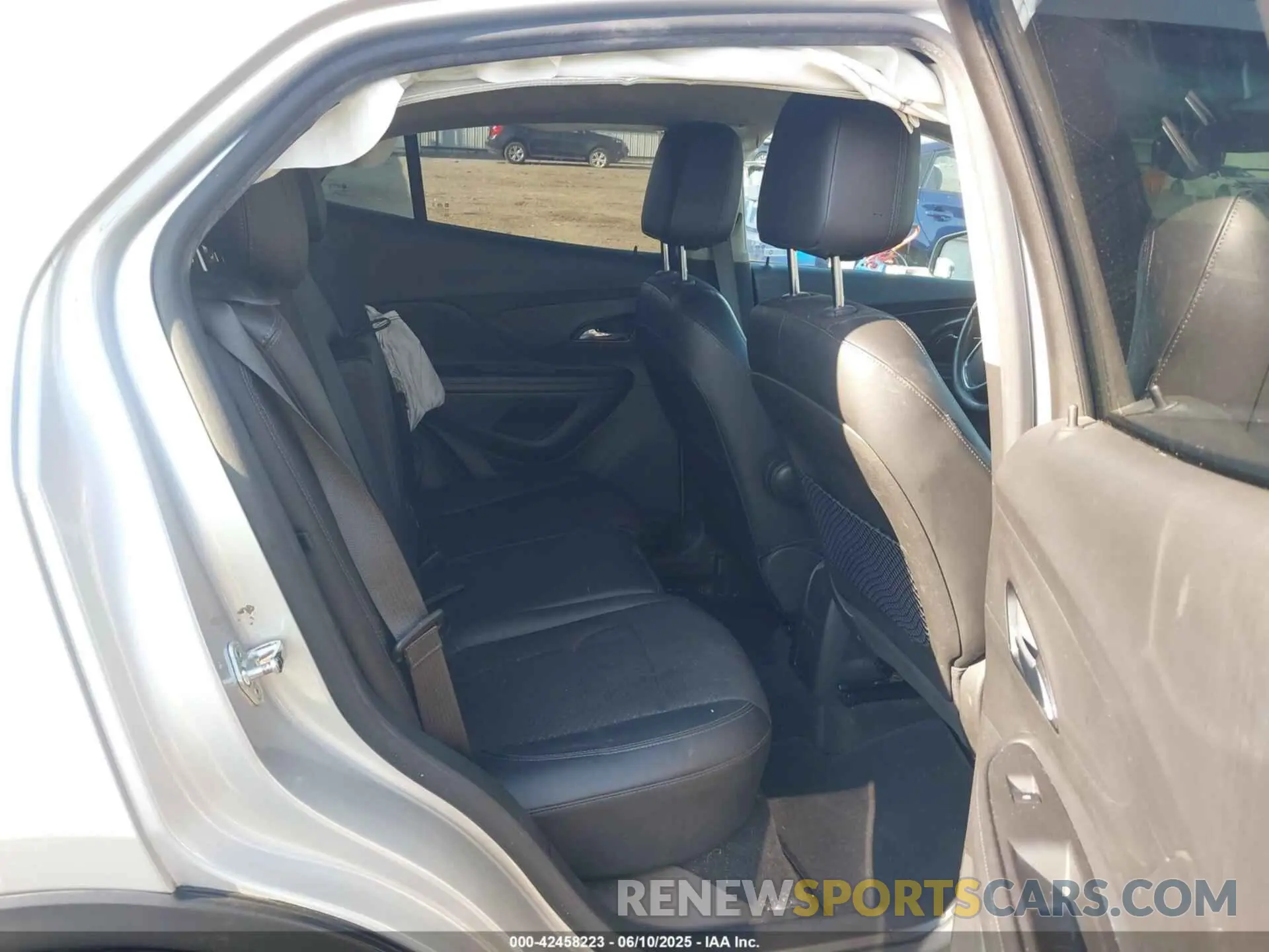 8 Photograph of a damaged car KL4CJASB6KB774625 BUICK ENCORE 2019