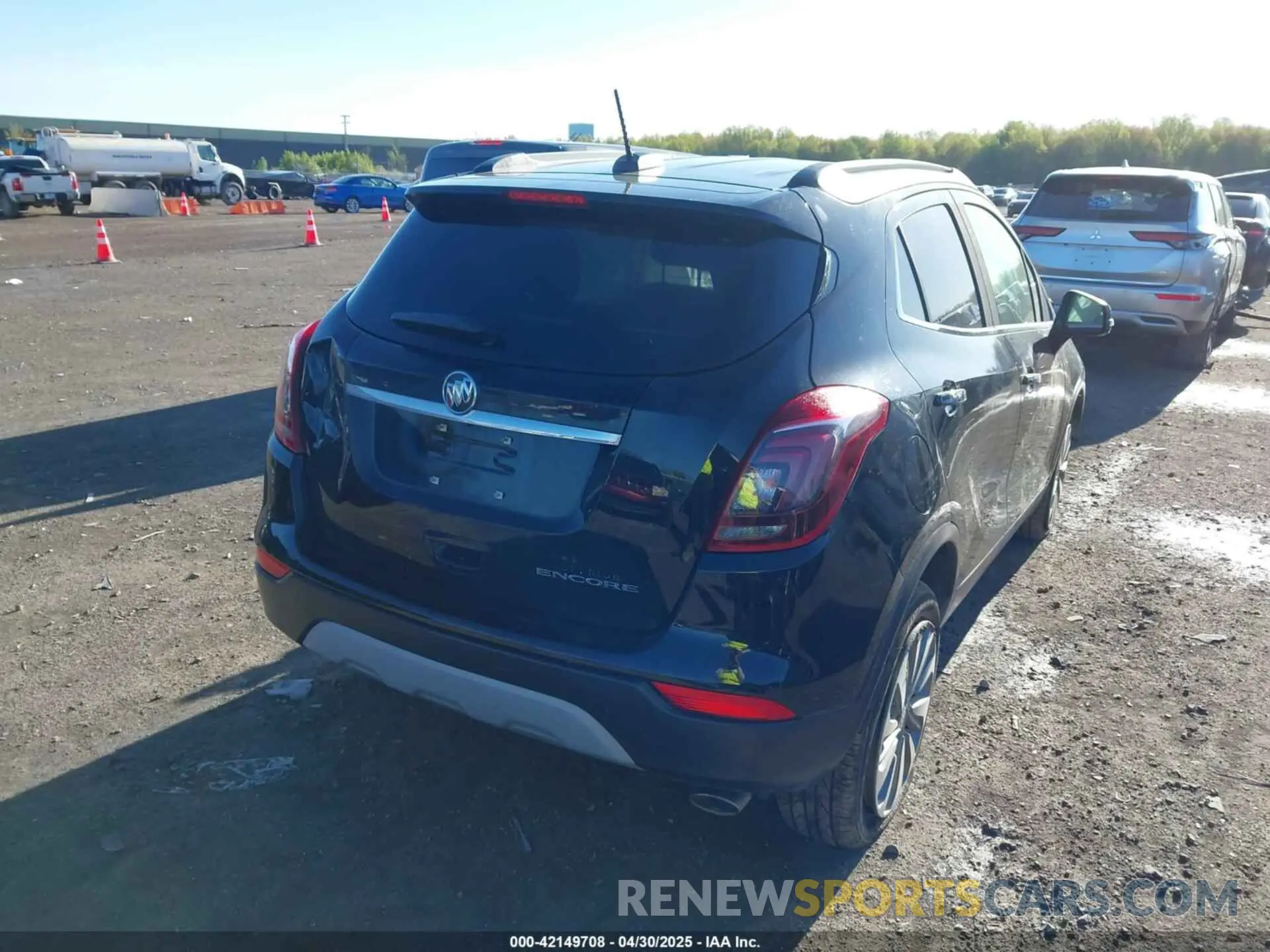 4 Photograph of a damaged car KL4CJASB7KB706527 BUICK ENCORE 2019