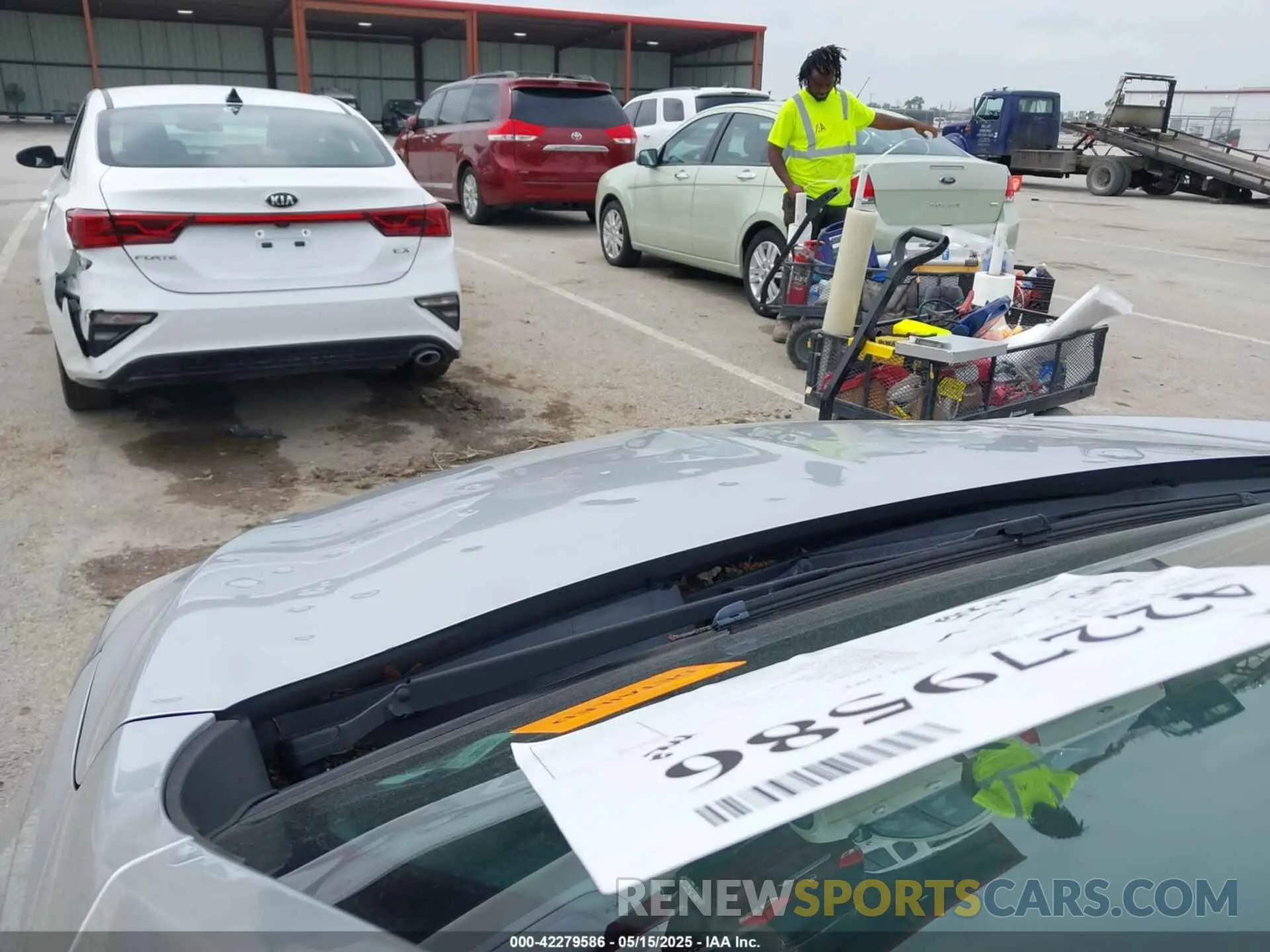 6 Photograph of a damaged car KL4CJASB8KB777316 BUICK ENCORE 2019