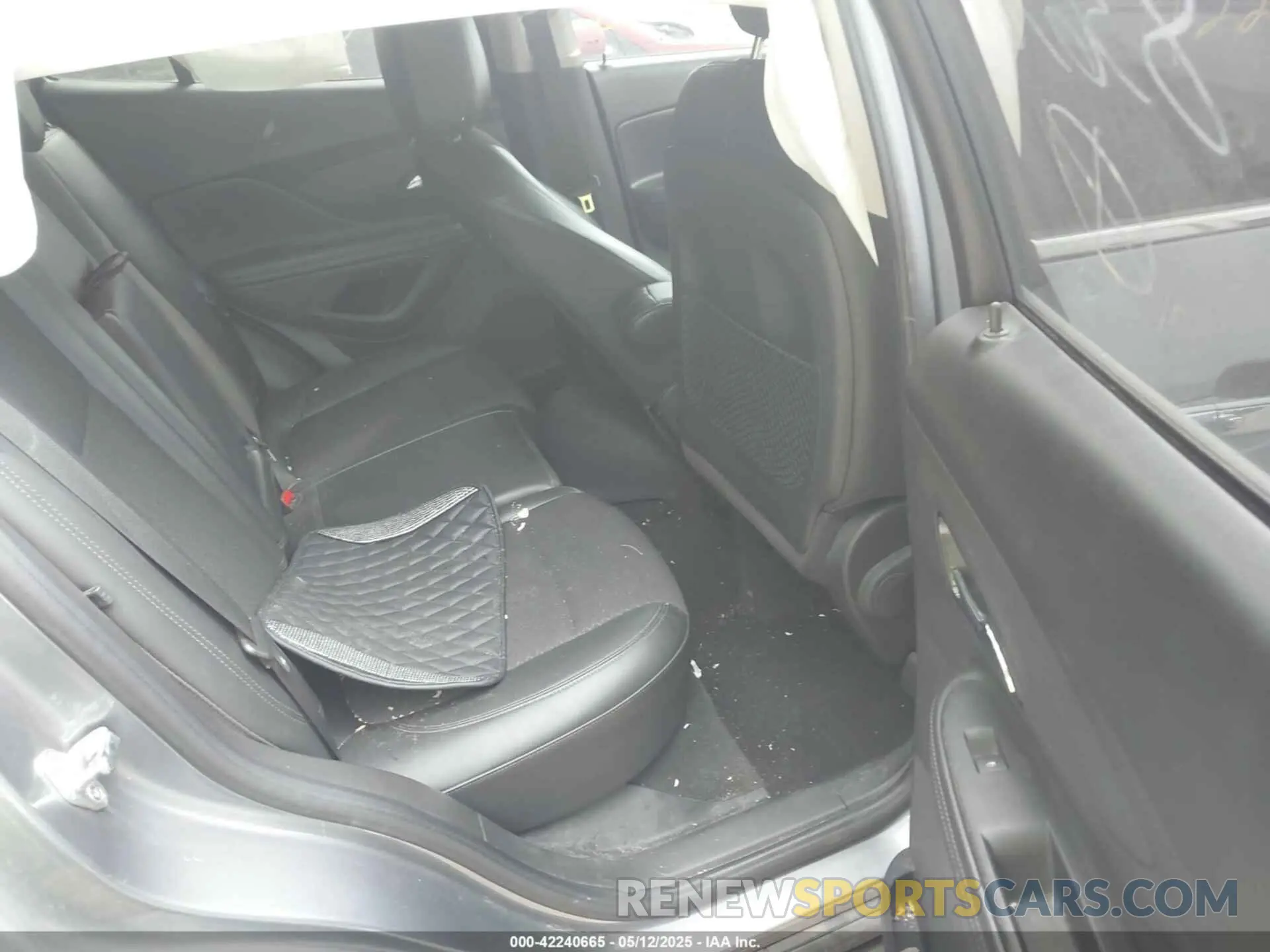8 Photograph of a damaged car KL4CJASB8KB836560 BUICK ENCORE 2019