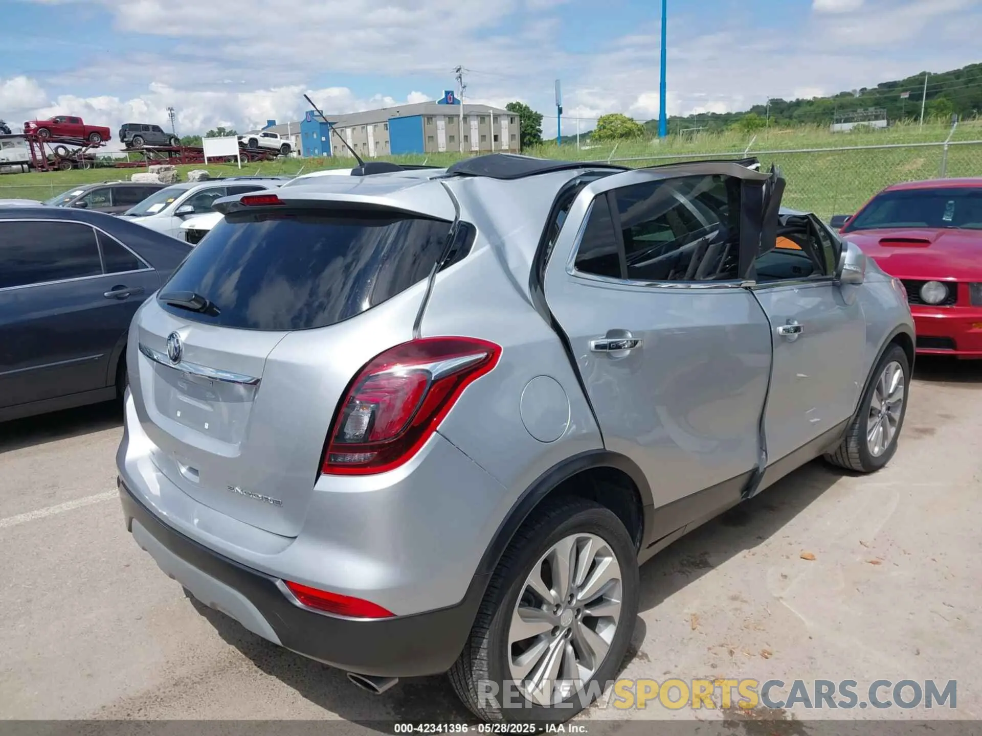 18 Photograph of a damaged car KL4CJASB8KB839913 BUICK ENCORE 2019