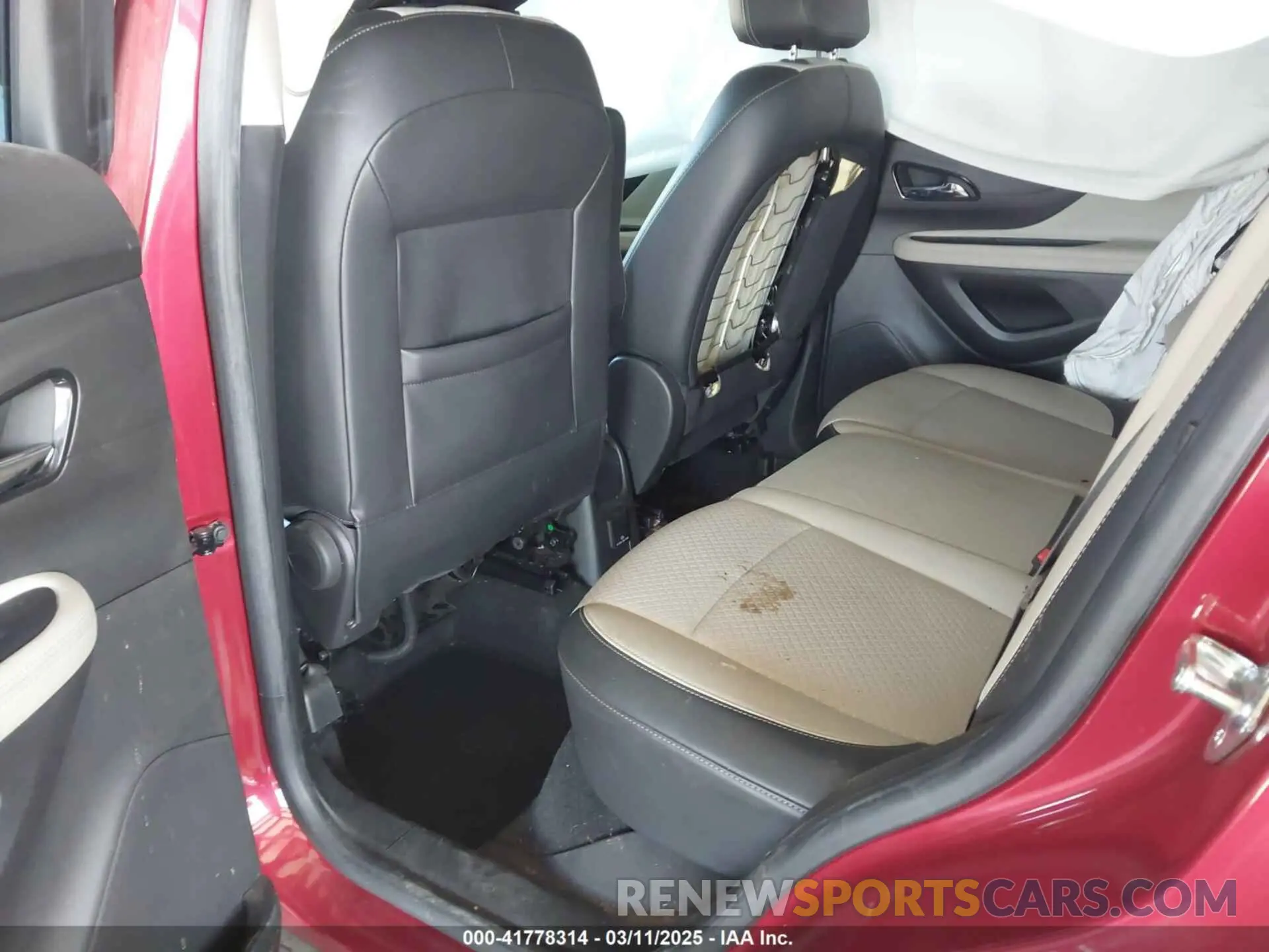 8 Photograph of a damaged car KL4CJASB8KB862706 BUICK ENCORE 2019