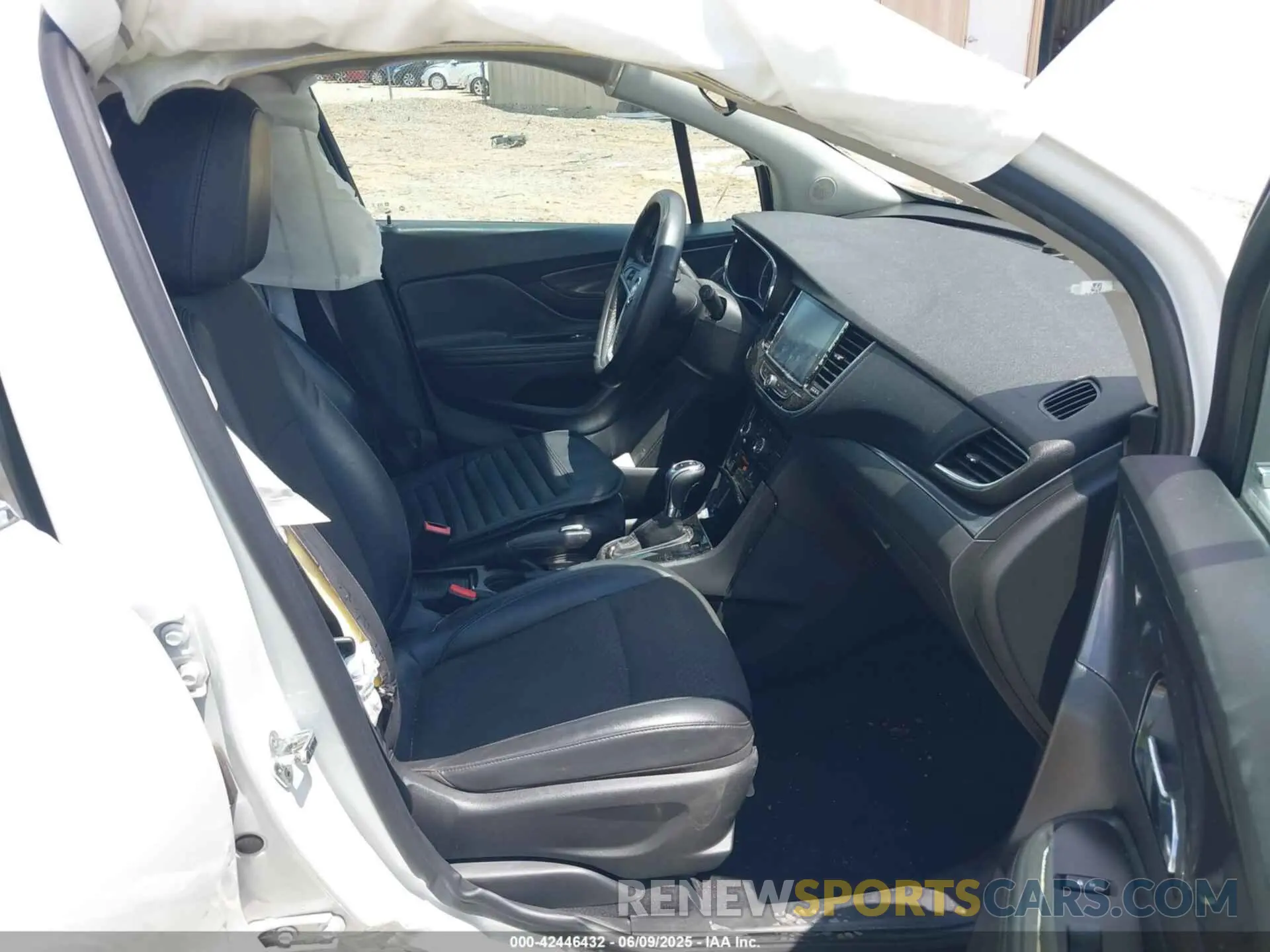 5 Photograph of a damaged car KL4CJASB9KB709882 BUICK ENCORE 2019