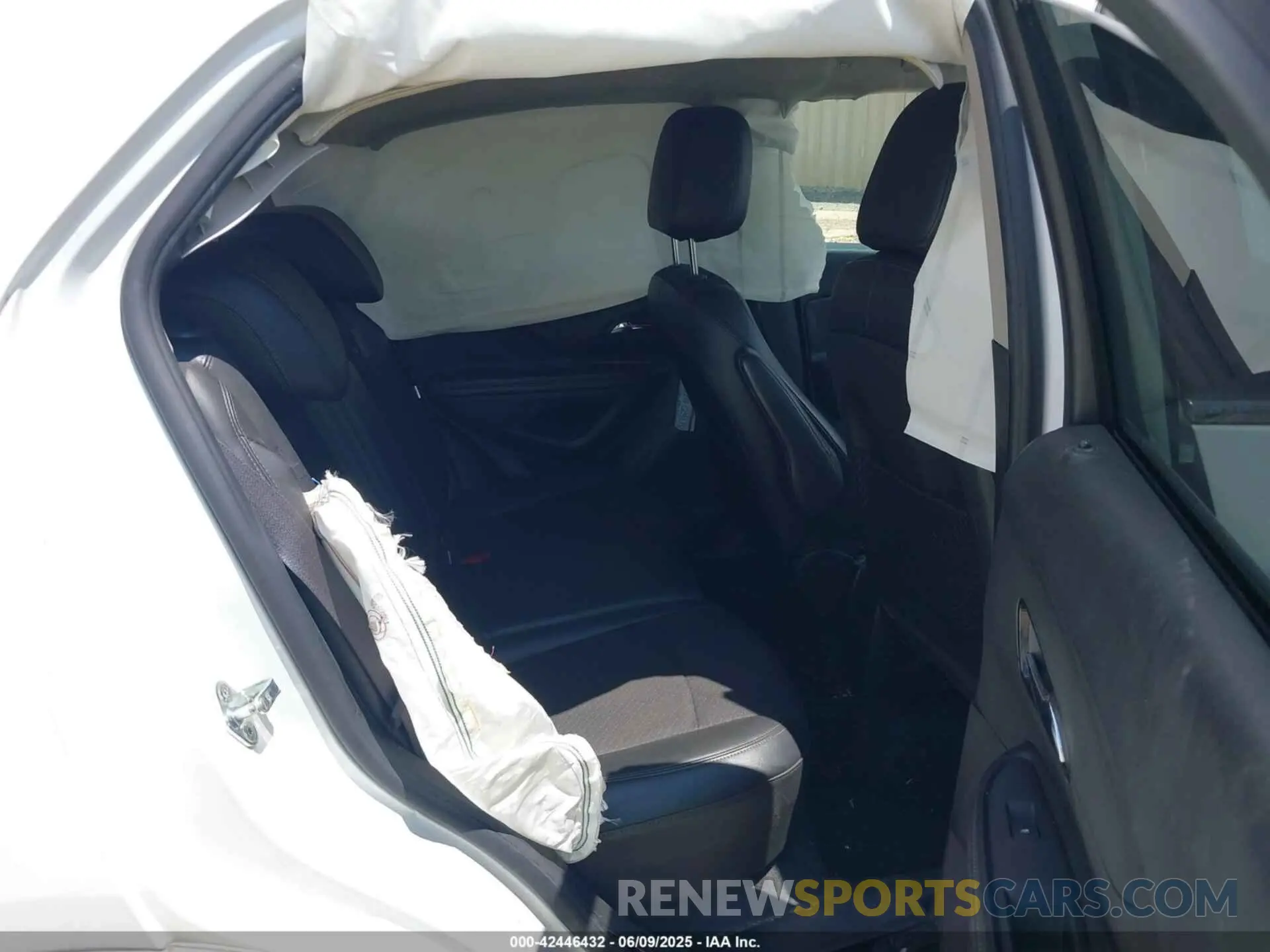 8 Photograph of a damaged car KL4CJASB9KB709882 BUICK ENCORE 2019