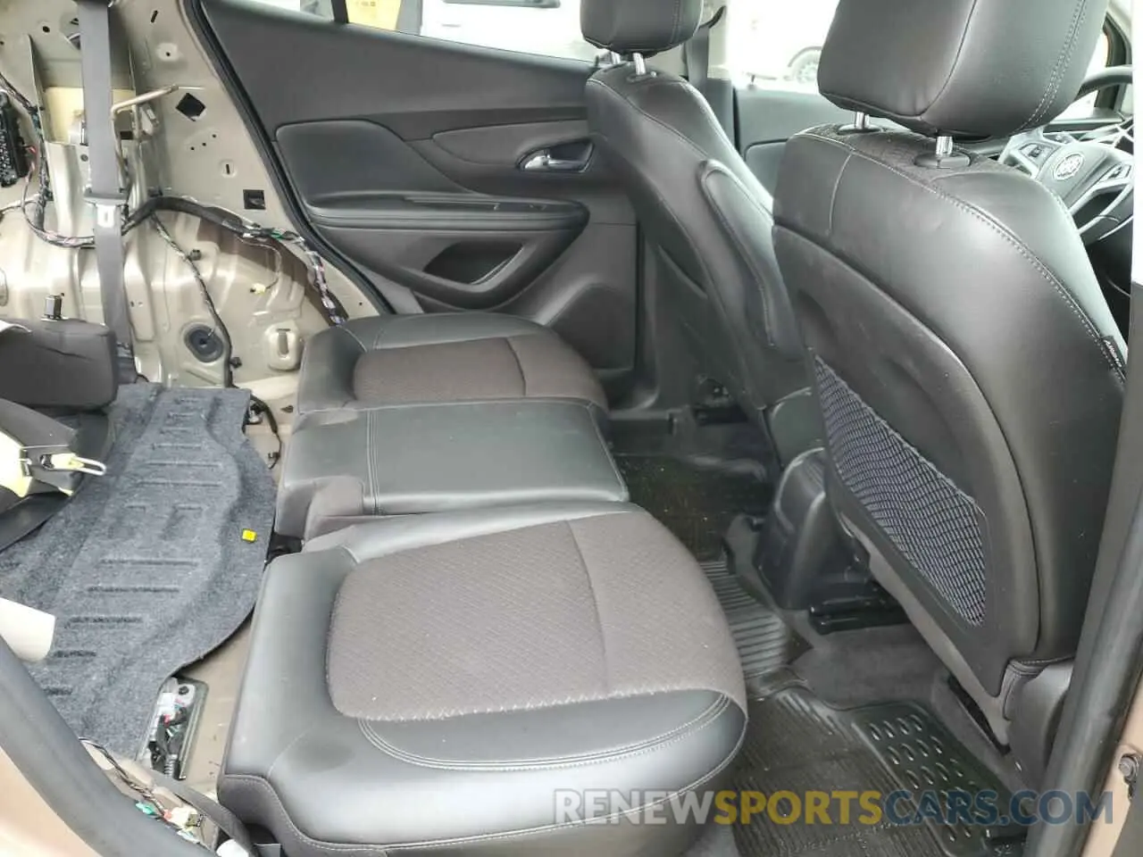 10 Photograph of a damaged car KL4CJASB9KB868725 BUICK ENCORE 2019