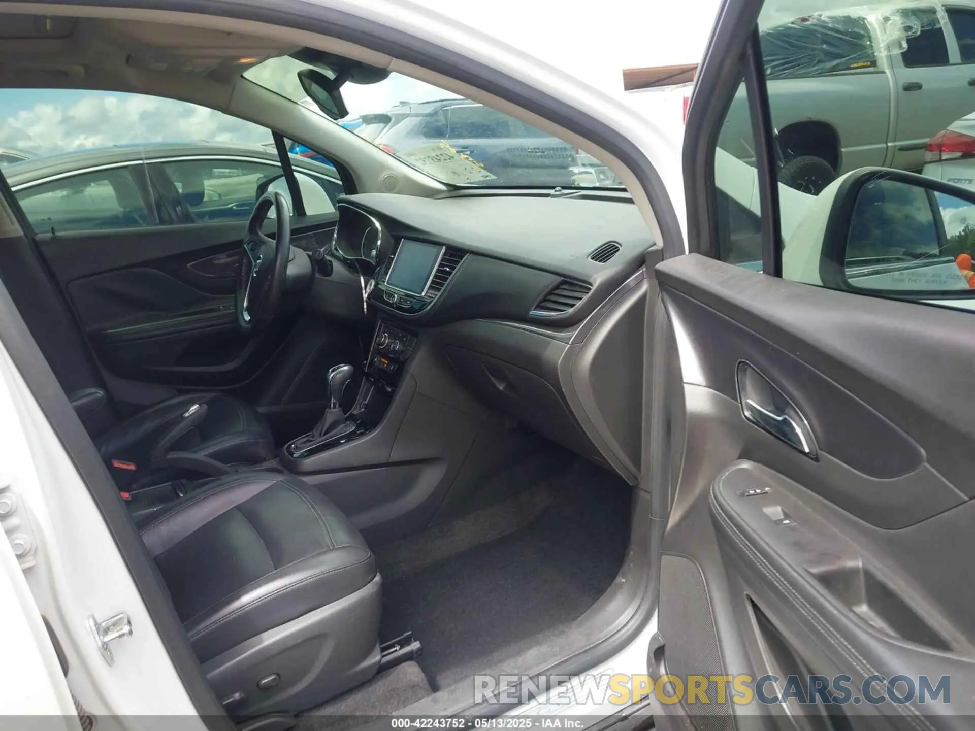5 Photograph of a damaged car KL4CJCSM0KB842074 BUICK ENCORE 2019