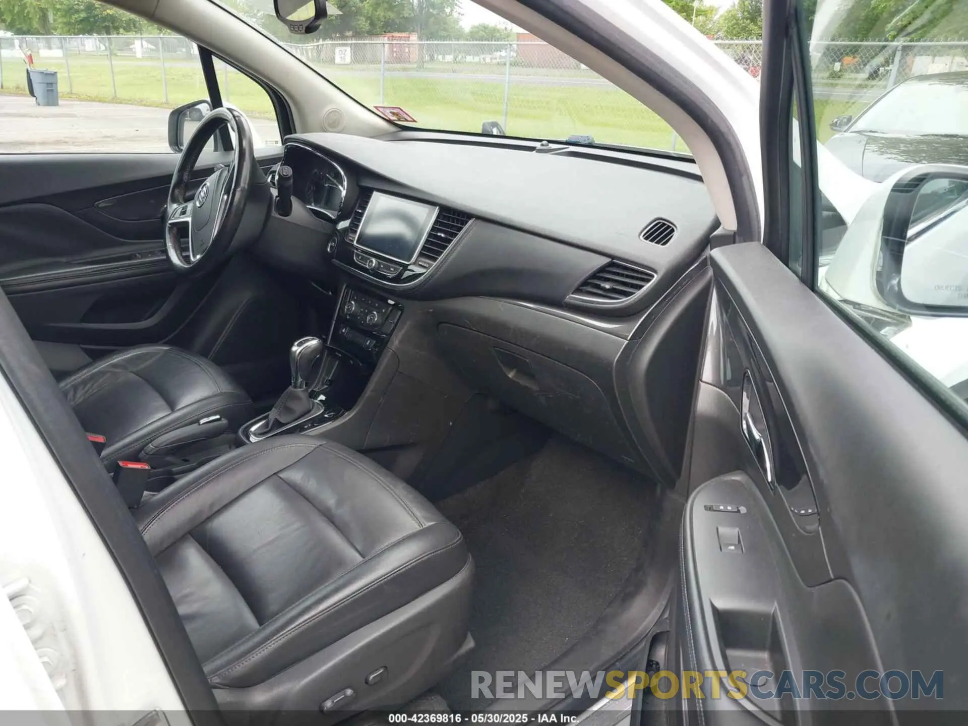 5 Photograph of a damaged car KL4CJCSM7KB783492 BUICK ENCORE 2019