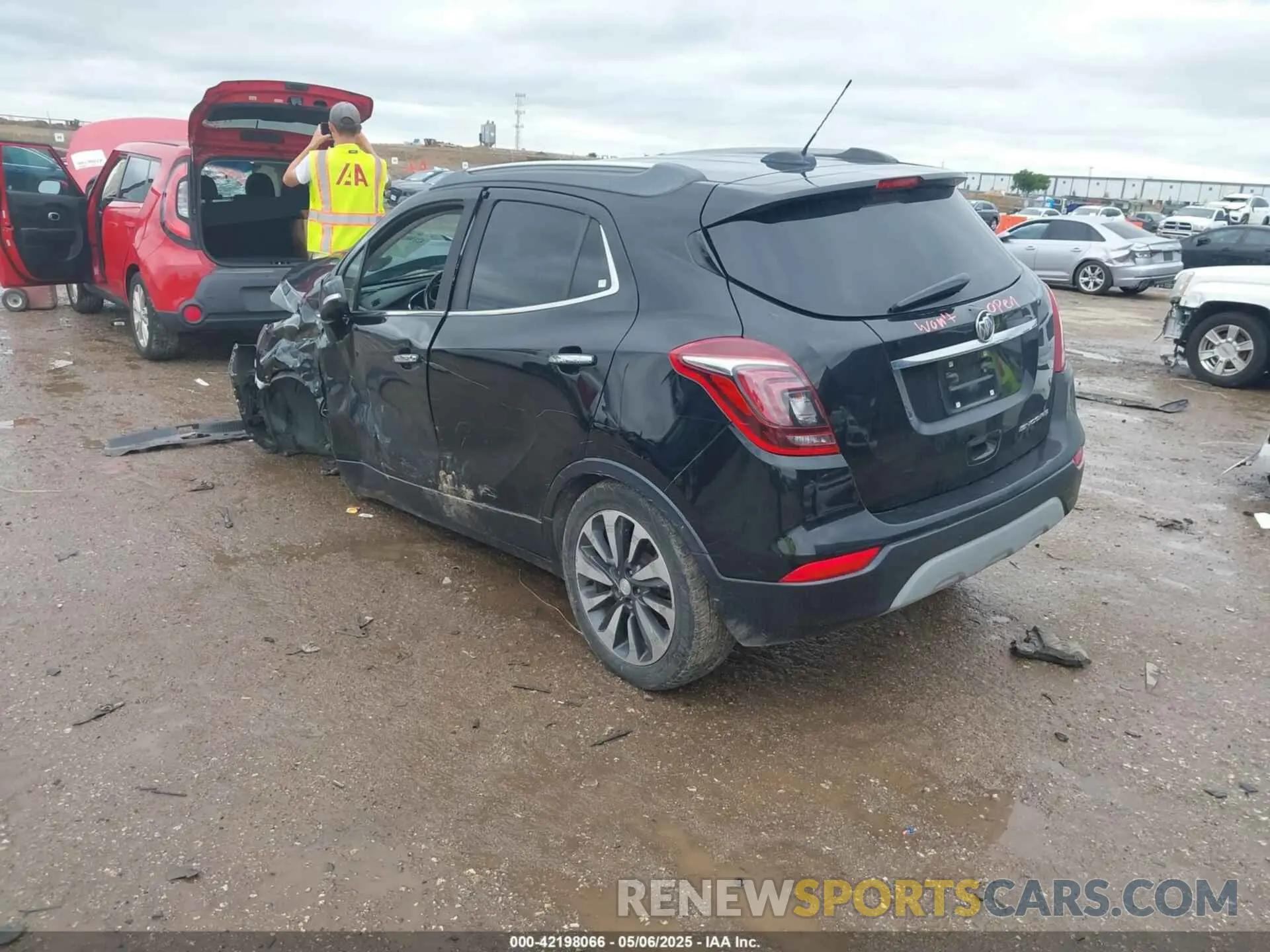 3 Photograph of a damaged car KL4CJCSM7KB876805 BUICK ENCORE 2019