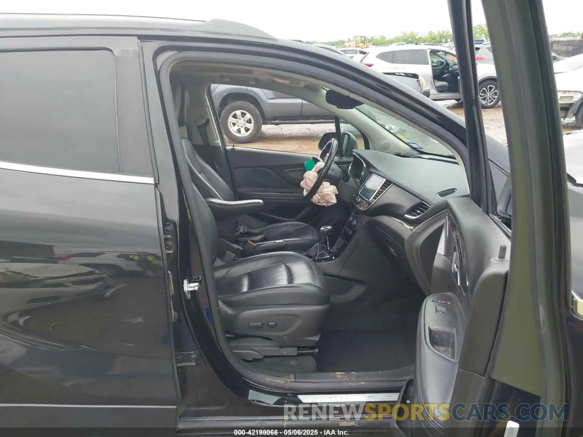 5 Photograph of a damaged car KL4CJCSM7KB876805 BUICK ENCORE 2019