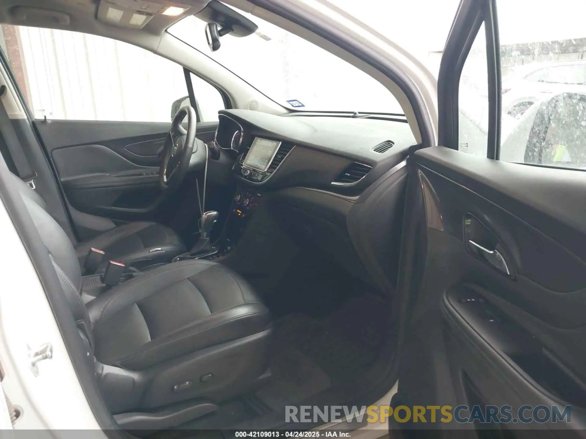 5 Photograph of a damaged car KL4CJCSM8KB813695 BUICK ENCORE 2019