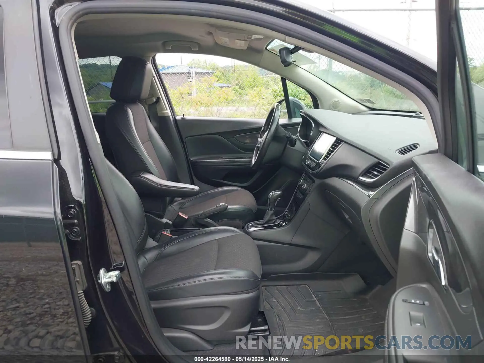 5 Photograph of a damaged car KL4CJESB2KBA79A95 BUICK ENCORE 2019