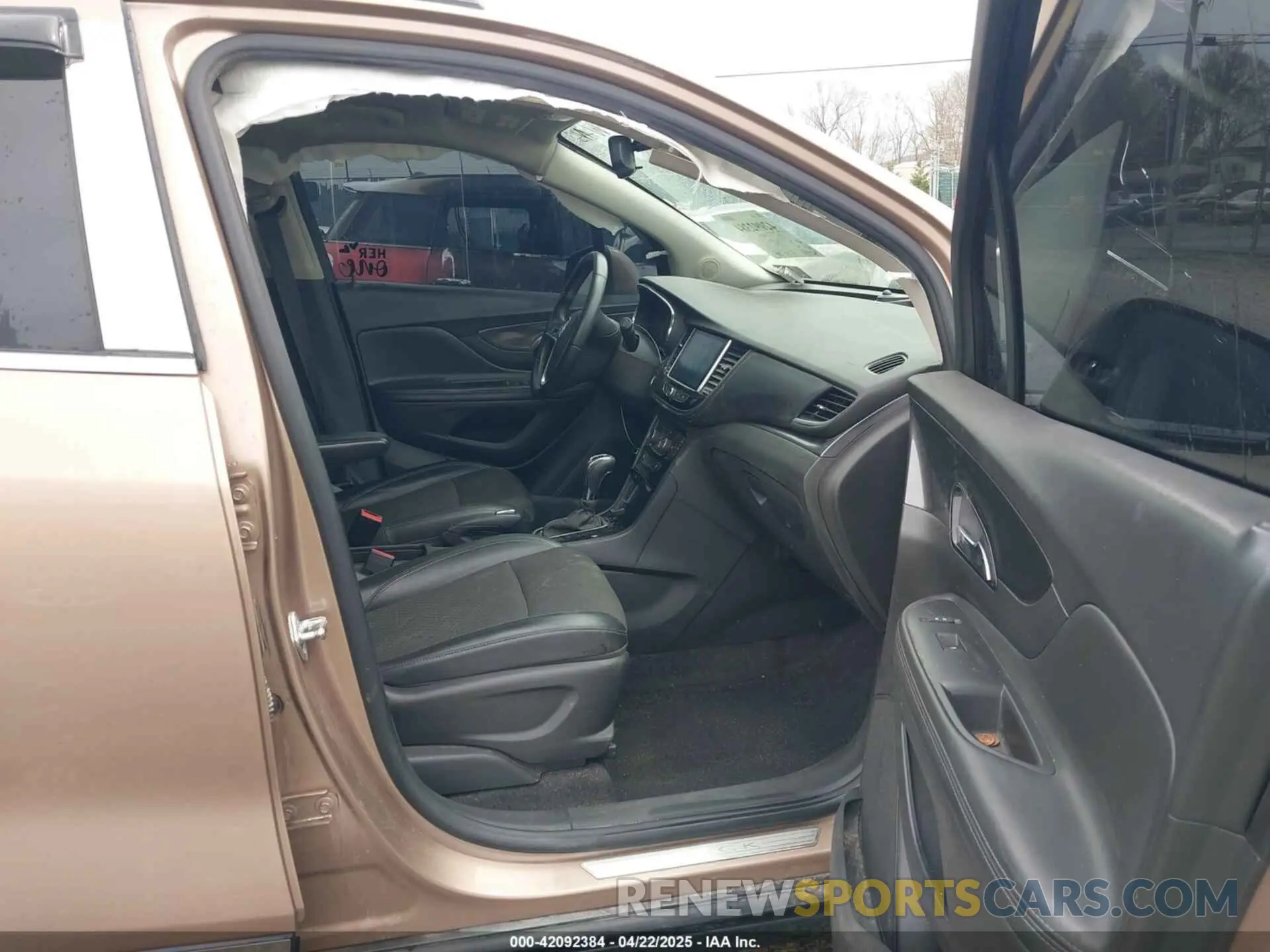 5 Photograph of a damaged car KL4CJESBXKB718467 BUICK ENCORE 2019