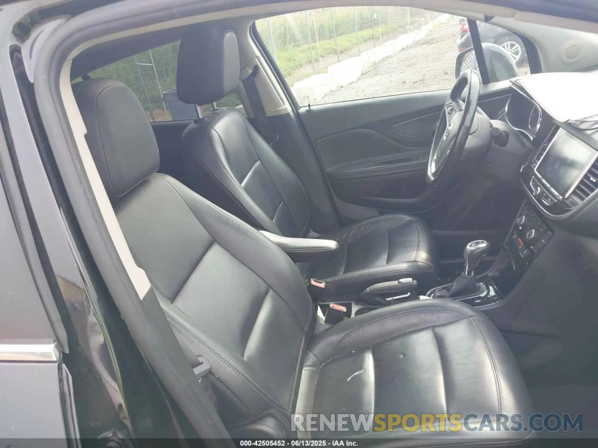 5 Photograph of a damaged car KL4CJGSM4KB931038 BUICK ENCORE 2019