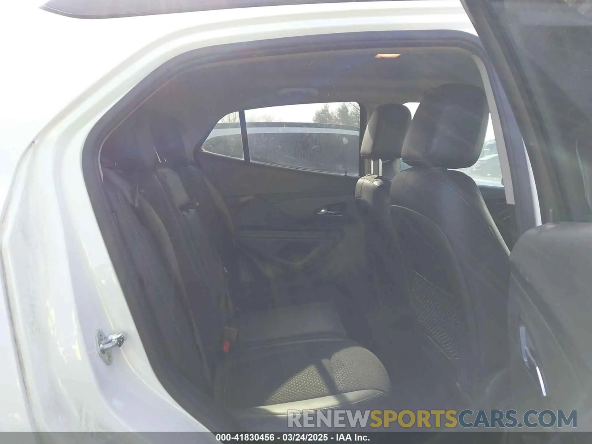 8 Photograph of a damaged car KL4CJASB4LB075057 BUICK ENCORE 2020