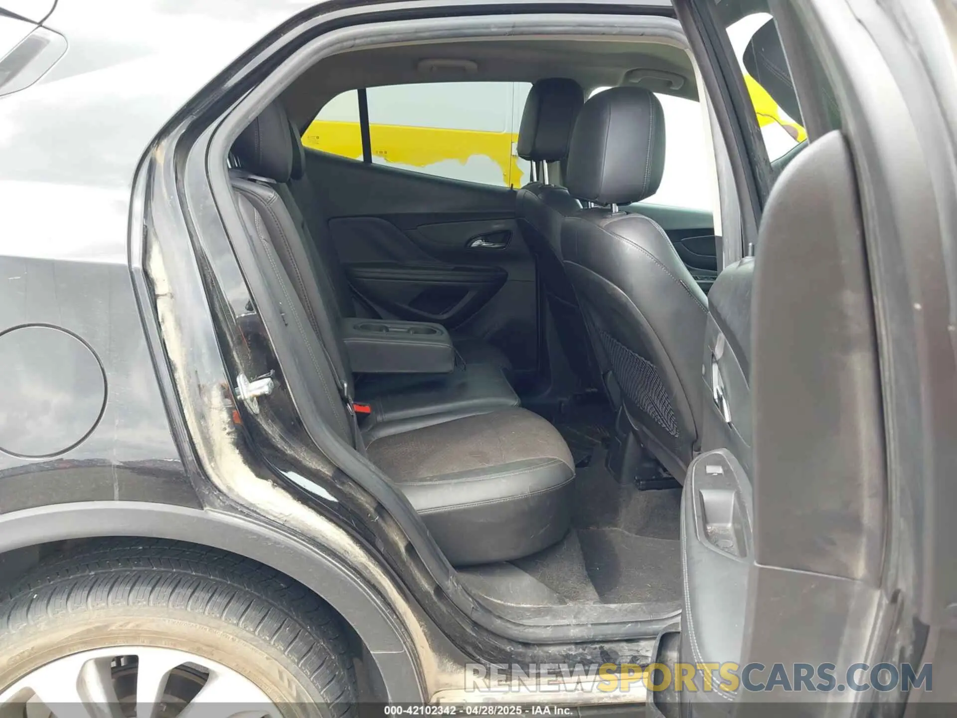 8 Photograph of a damaged car KL4CJASB7LB024555 BUICK ENCORE 2020