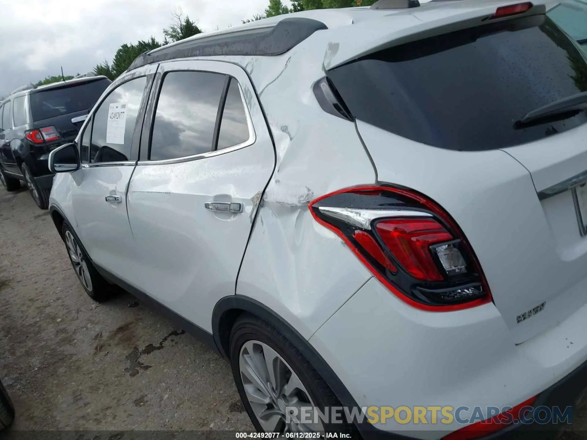 14 Photograph of a damaged car KL4CJASB8LB078575 BUICK ENCORE 2020