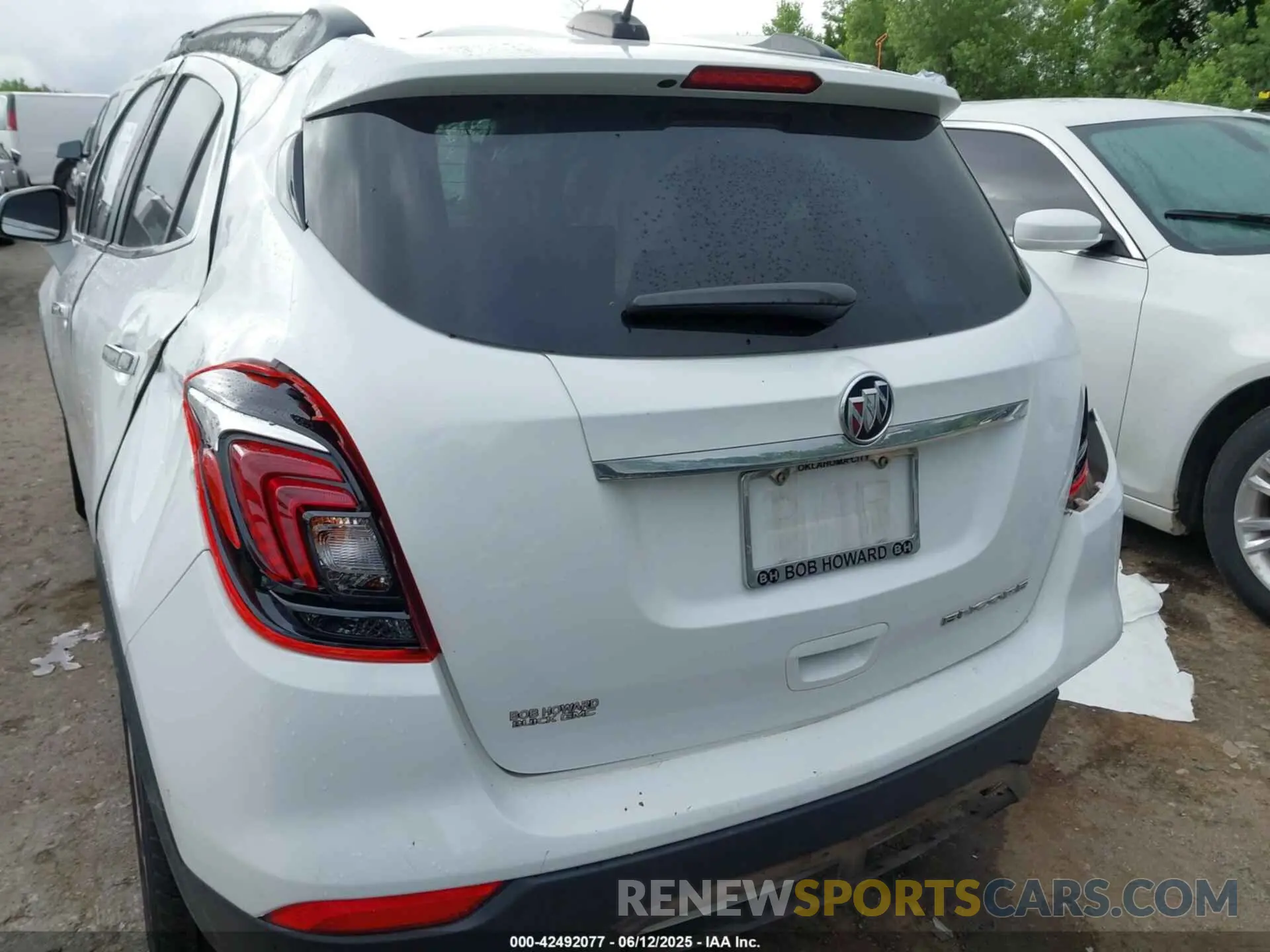 16 Photograph of a damaged car KL4CJASB8LB078575 BUICK ENCORE 2020