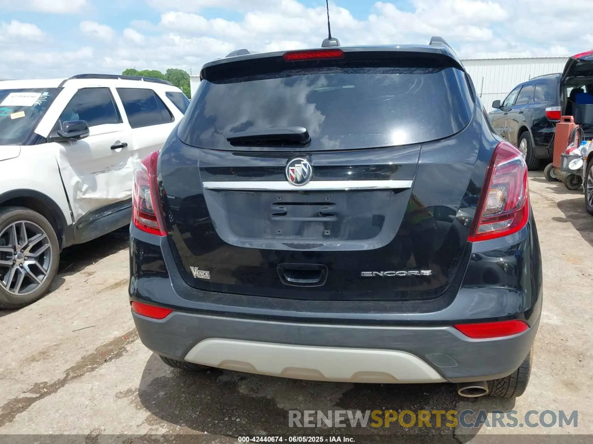 16 Photograph of a damaged car KL4CJASBXLB078061 BUICK ENCORE 2020