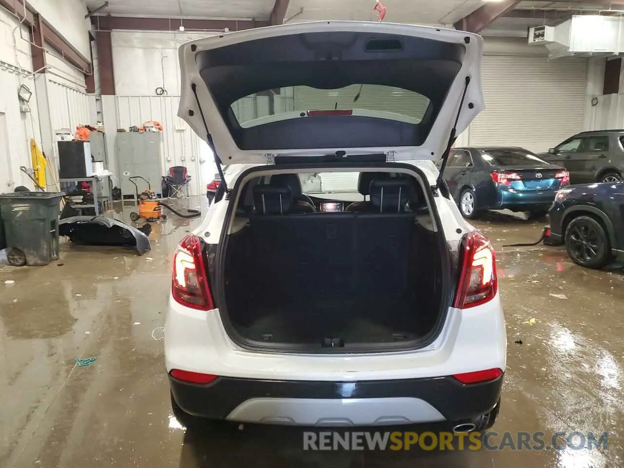 6 Photograph of a damaged car KL4CJCSB4LB056844 BUICK ENCORE 2020