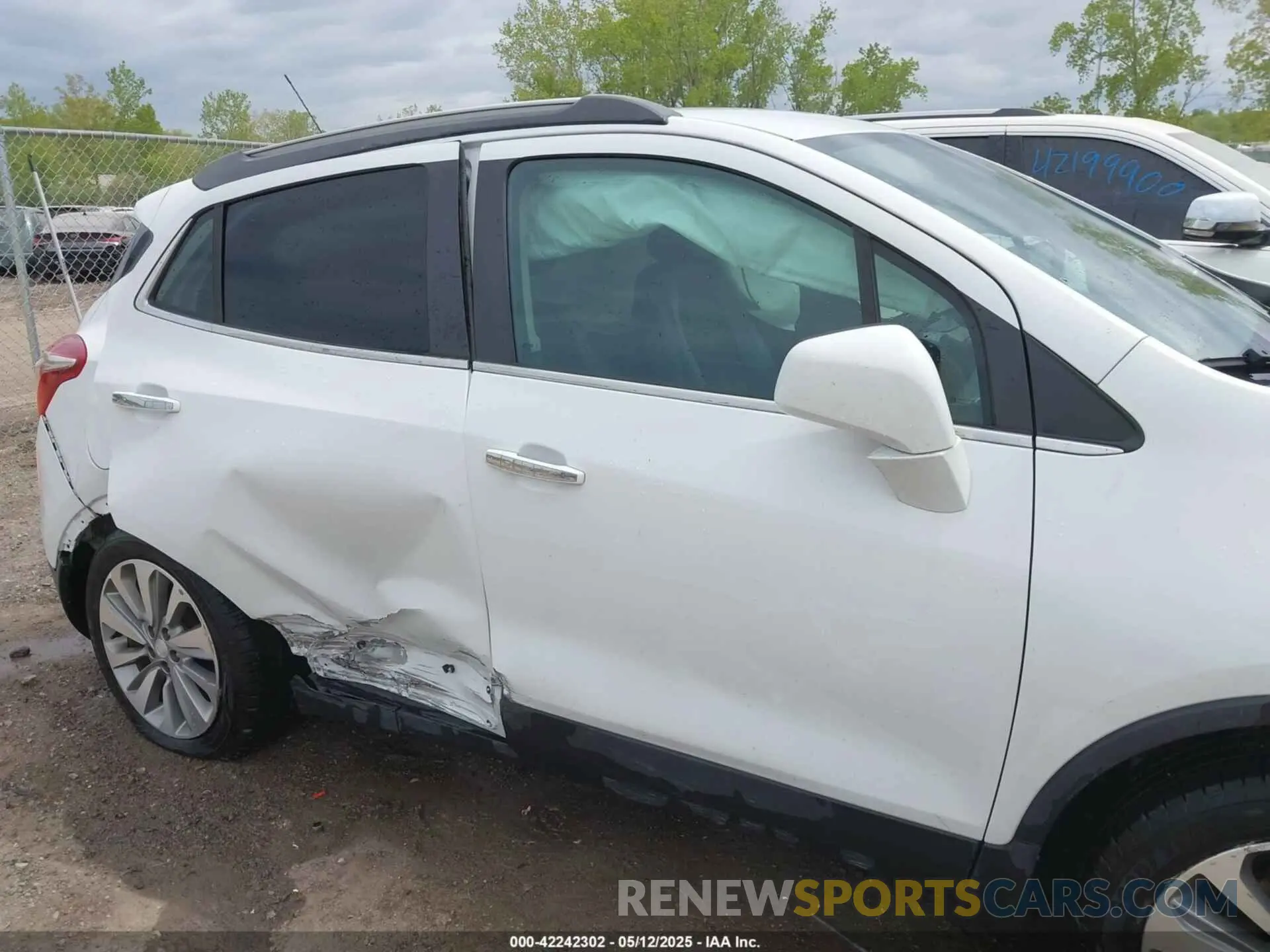 14 Photograph of a damaged car KL4CJESB4LB061053 BUICK ENCORE 2020