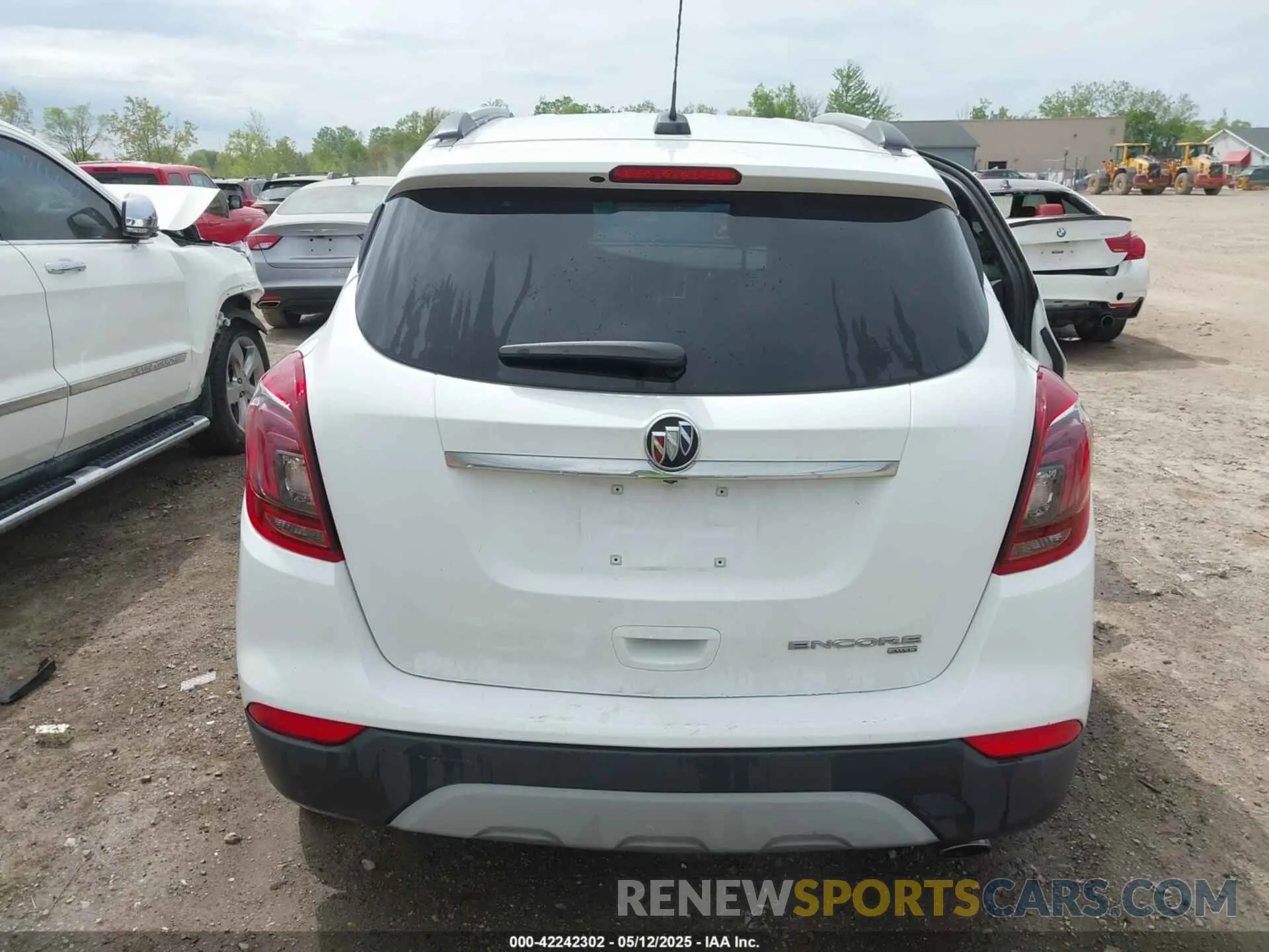 17 Photograph of a damaged car KL4CJESB4LB061053 BUICK ENCORE 2020