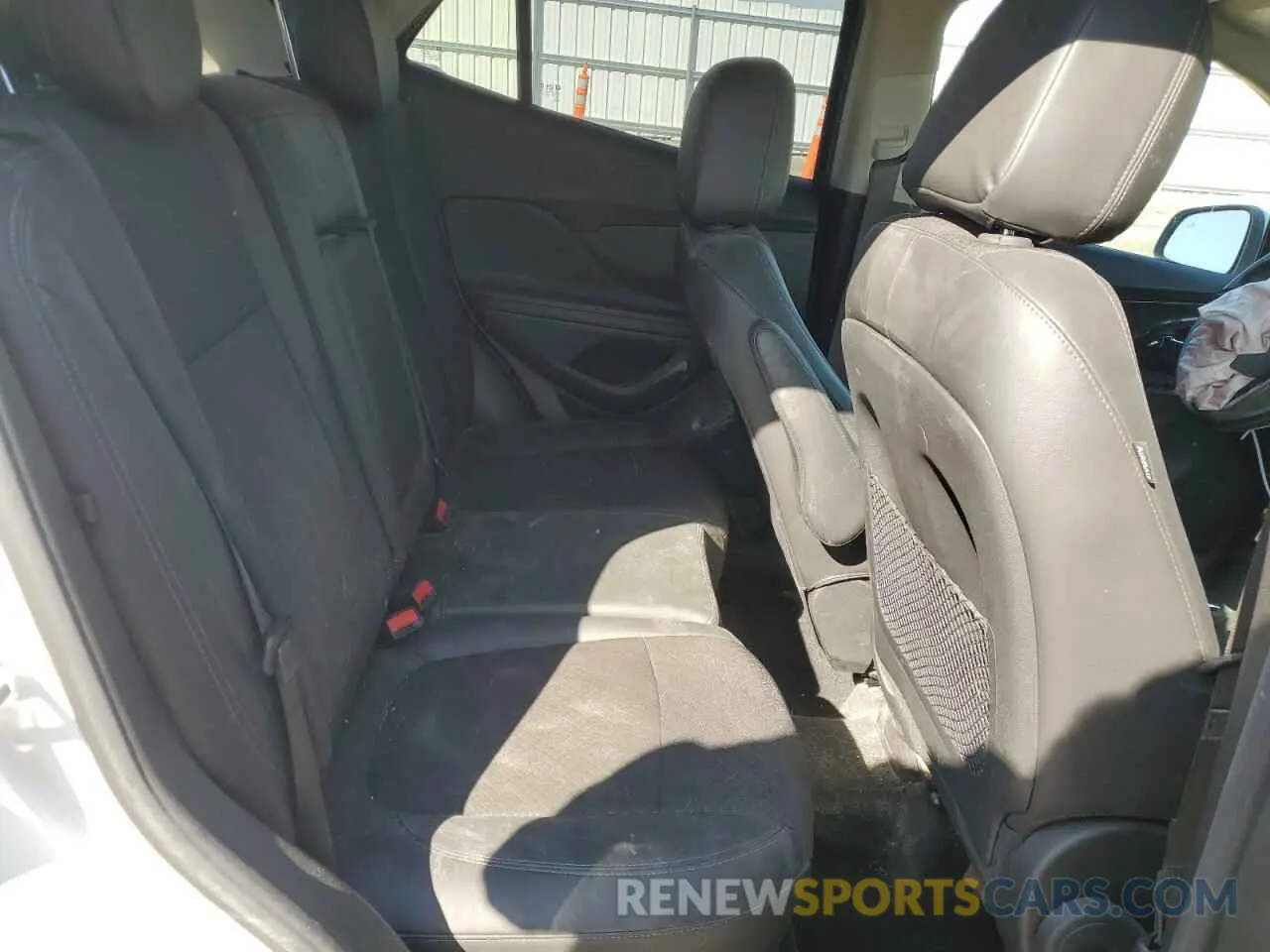 10 Photograph of a damaged car KL4CJESB5LB049834 BUICK ENCORE 2020