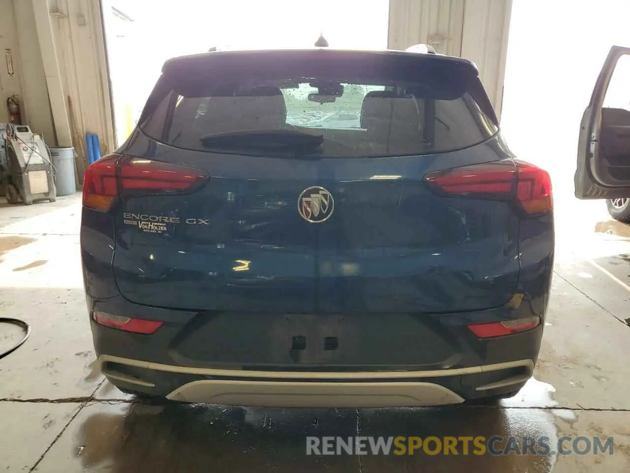 6 Photograph of a damaged car KL4MMESLXLB079836 BUICK ENCORE 2020