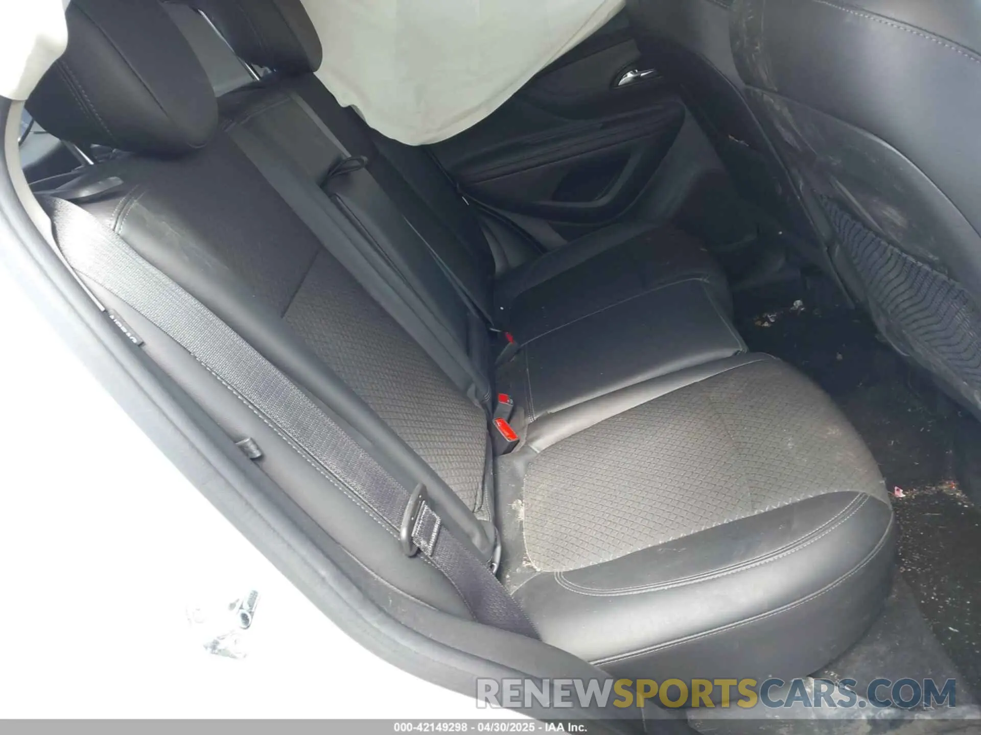 8 Photograph of a damaged car KL4CJASB6MB338313 BUICK ENCORE 2021