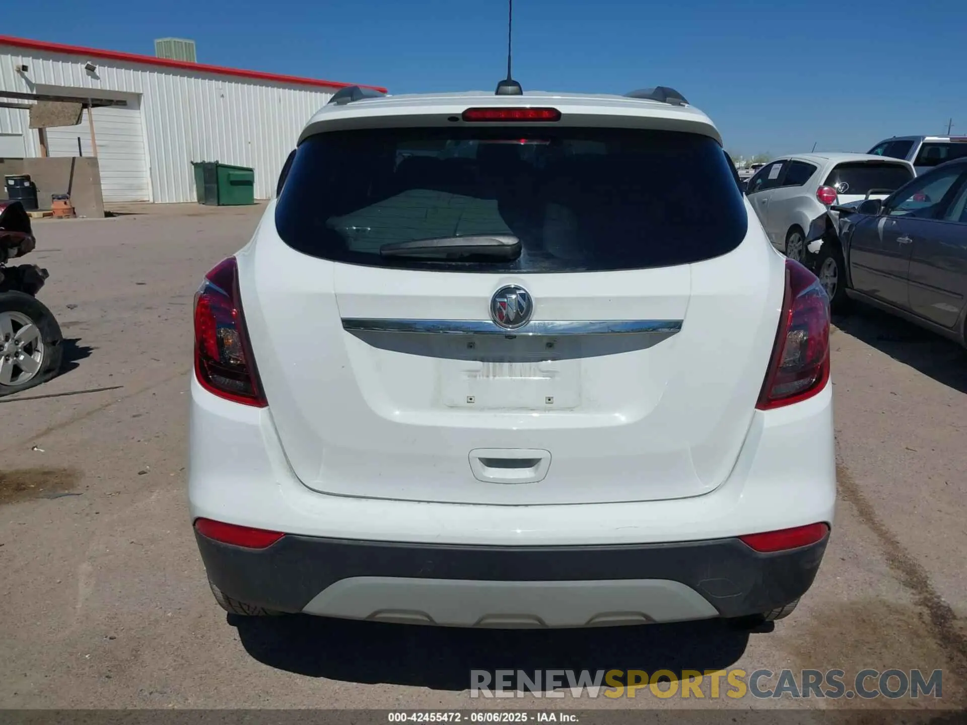 17 Photograph of a damaged car KL4CJASB7MB311802 BUICK ENCORE 2021